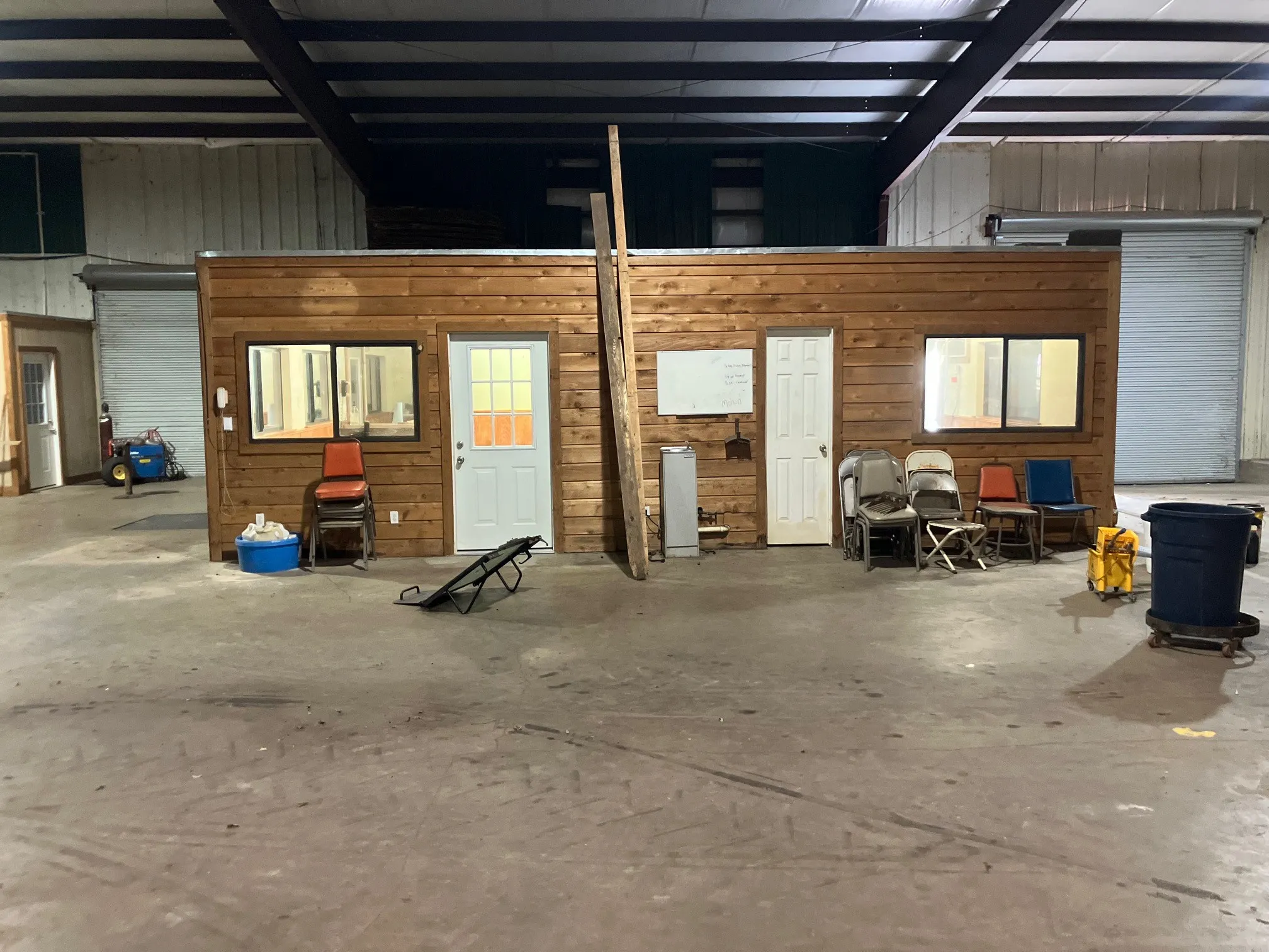 Retail For Sale in Comanche County , 117 E. Bivar, De Leon, Texas 76444, 0, 0, Garage spaces, 0 Sqft, built in 2010, Preowned, Price $481,500, mls#21217223, Real Estate Agent in De Leon, Homes For Sale in Comanche county, Homes For Sale in De Leon, Realtor in De Leon Texas, Real Estate Brokerage Independent Realty Texas, Luminita Cordes Realtor