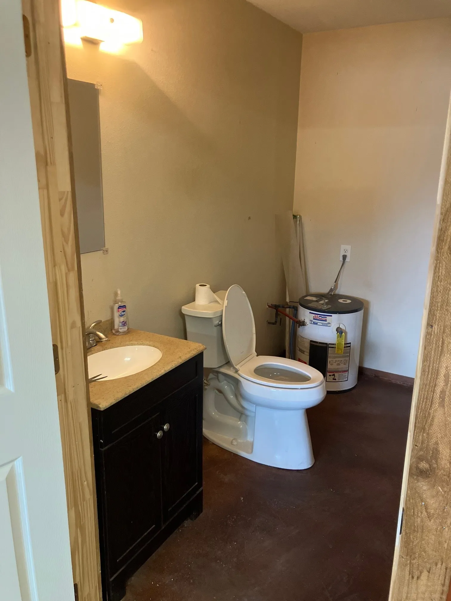 Retail For Sale in Comanche County , 117 E. Bivar, De Leon, Texas 76444, 0, 0, Garage spaces, 0 Sqft, built in 2010, Preowned, Price $481,500, mls#21217223, Real Estate Agent in De Leon, Homes For Sale in Comanche county, Homes For Sale in De Leon, Realtor in De Leon Texas, Real Estate Brokerage Independent Realty Texas, Luminita Cordes Realtor