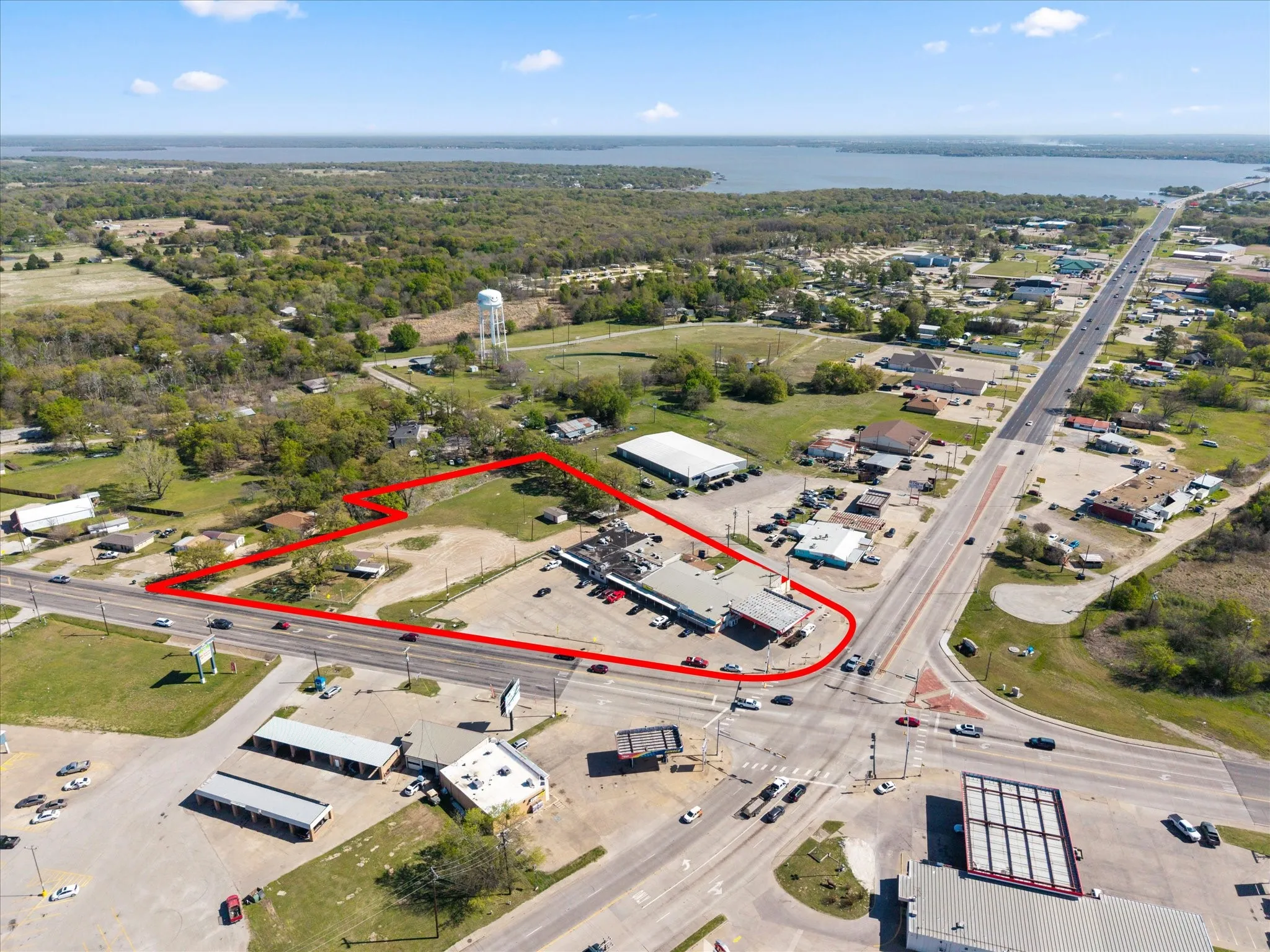 Retail For Sale in Henderson County , 101 N Seven Points Boulevard, Seven Points, Texas 75143, 0, 0, Garage spaces, 0 Sqft, built in 1980, Preowned, Price $1,700,000, mls#21217737, Real Estate Agent in Seven Points, Homes For Sale in Henderson county, Homes For Sale in Seven Points, Realtor in Seven Points Texas, Real Estate Brokerage Independent Realty Texas, Luminita Cordes Realtor