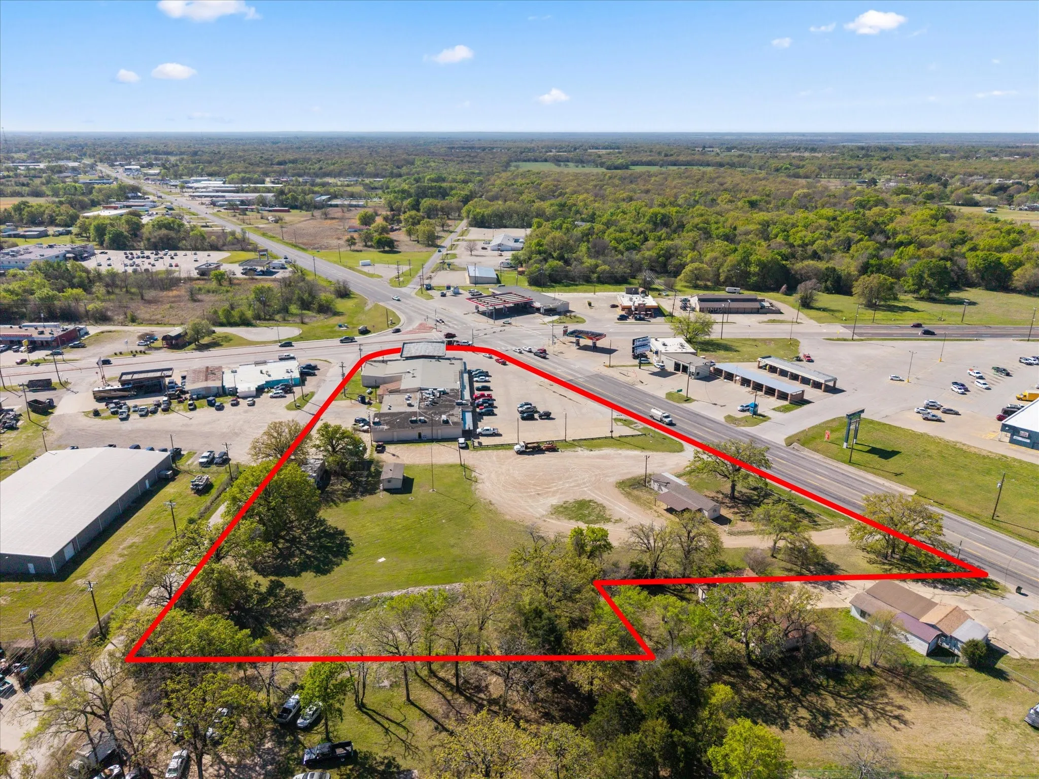 Retail For Sale in Henderson County , 101 N Seven Points Boulevard, Seven Points, Texas 75143, 0, 0, Garage spaces, 0 Sqft, built in 1980, Preowned, Price $1,700,000, mls#21217737, Real Estate Agent in Seven Points, Homes For Sale in Henderson county, Homes For Sale in Seven Points, Realtor in Seven Points Texas, Real Estate Brokerage Independent Realty Texas, Luminita Cordes Realtor