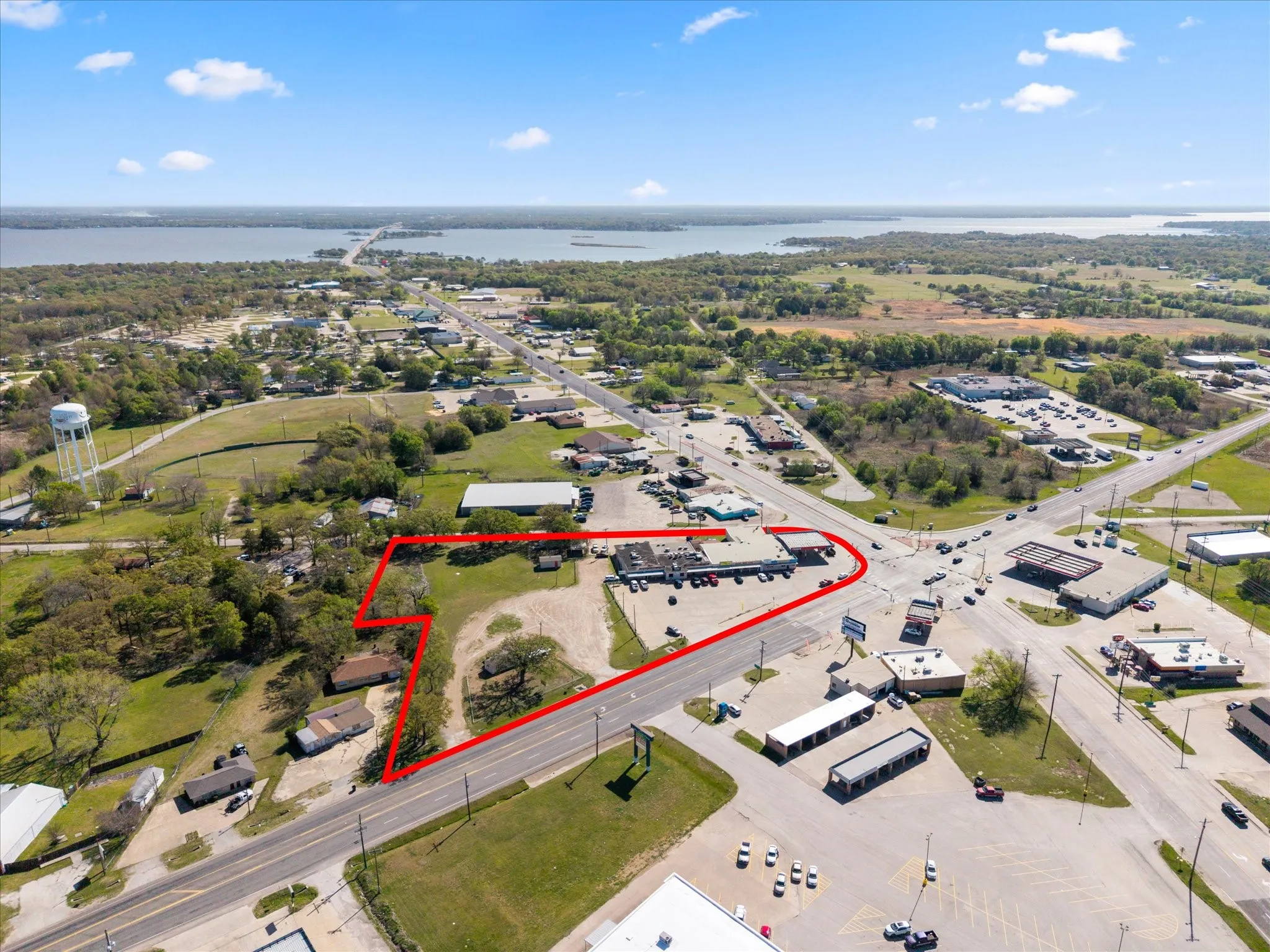 Retail For Sale in Henderson County , 101 N Seven Points Boulevard, Seven Points, Texas 75143, 0, 0, Garage spaces, 0 Sqft, built in 1980, Preowned, Price $1,700,000, mls#21217737, Real Estate Agent in Seven Points, Homes For Sale in Henderson county, Homes For Sale in Seven Points, Realtor in Seven Points Texas, Real Estate Brokerage Independent Realty Texas, Luminita Cordes Realtor