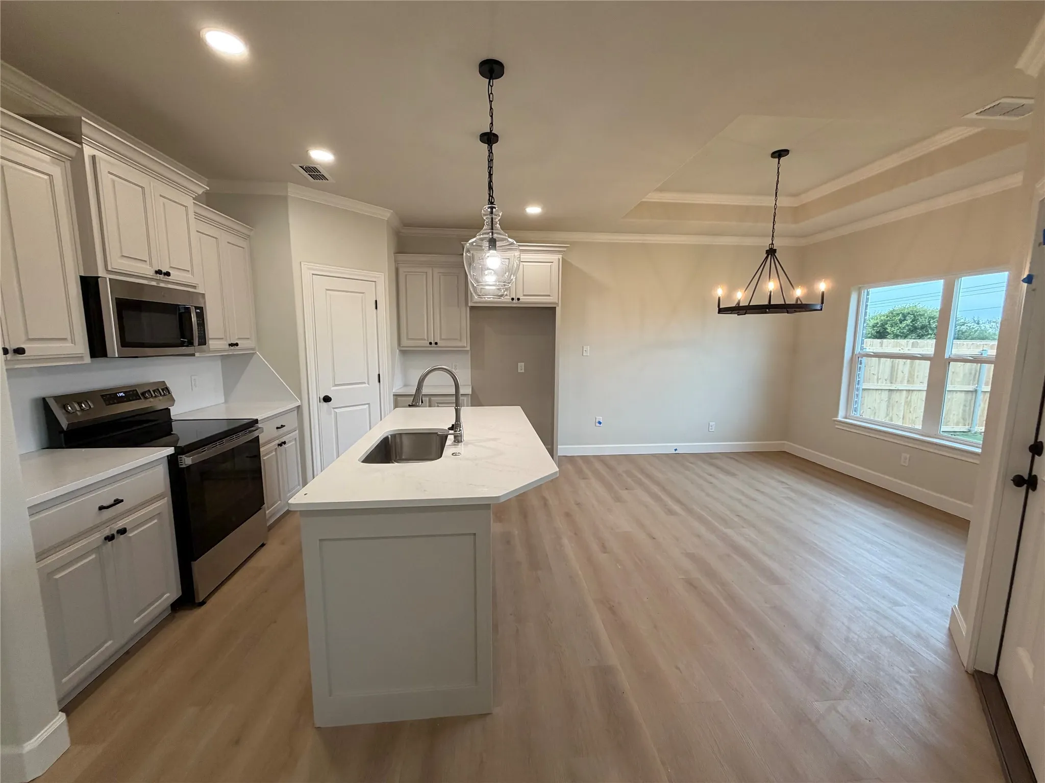 Single Family Residence For Sale in Taylor County , 7644 Lake Ridge Parkway, Abilene, Texas 79602, 4 Bedroom, 2 Bathroom, 2 Garage spaces, 1,737 Sqft, built in 2026, New Construction - Incomplete, mls#21217811, Real Estate Agent in Abilene, Homes For Sale in Taylor county, Homes For Sale in Abilene, Realtor in Abilene Texas, Real Estate Brokerage Independent Realty Texas, Luminita Cordes Realtor