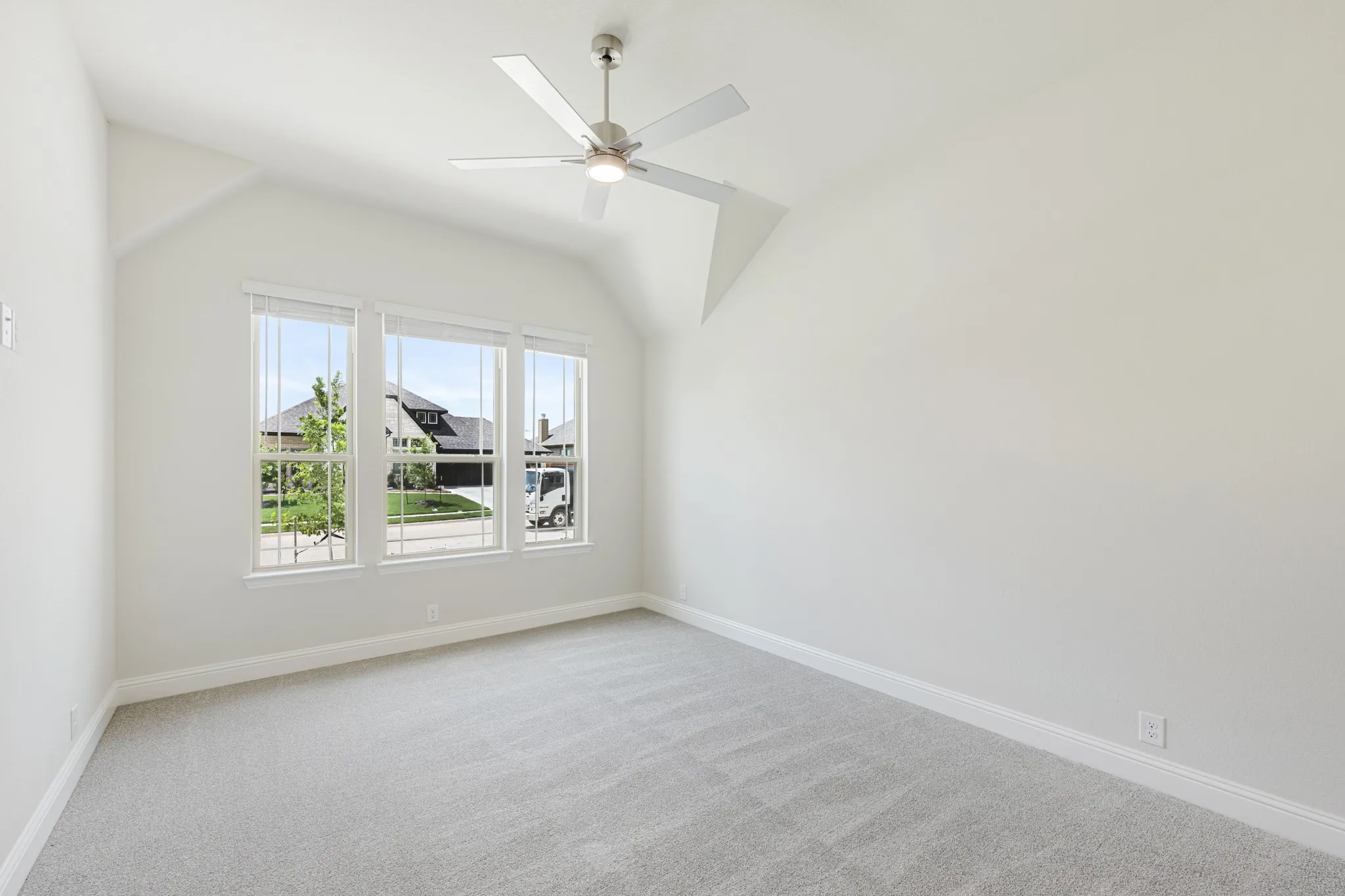 Single Family Residence For Sale in Ellis County , 4033 Foot Hills Drive, Midlothian, Texas 76065, 4 Bedroom, 3 Bathroom, 2 Garage spaces, 2,521 Sqft, built in 2026, New Construction - Incomplete, mls#21217708, Real Estate Agent in Midlothian, Homes For Sale in Ellis county, Homes For Sale in Midlothian, Realtor in Midlothian Texas, Real Estate Brokerage Independent Realty Texas, Luminita Cordes Realtor