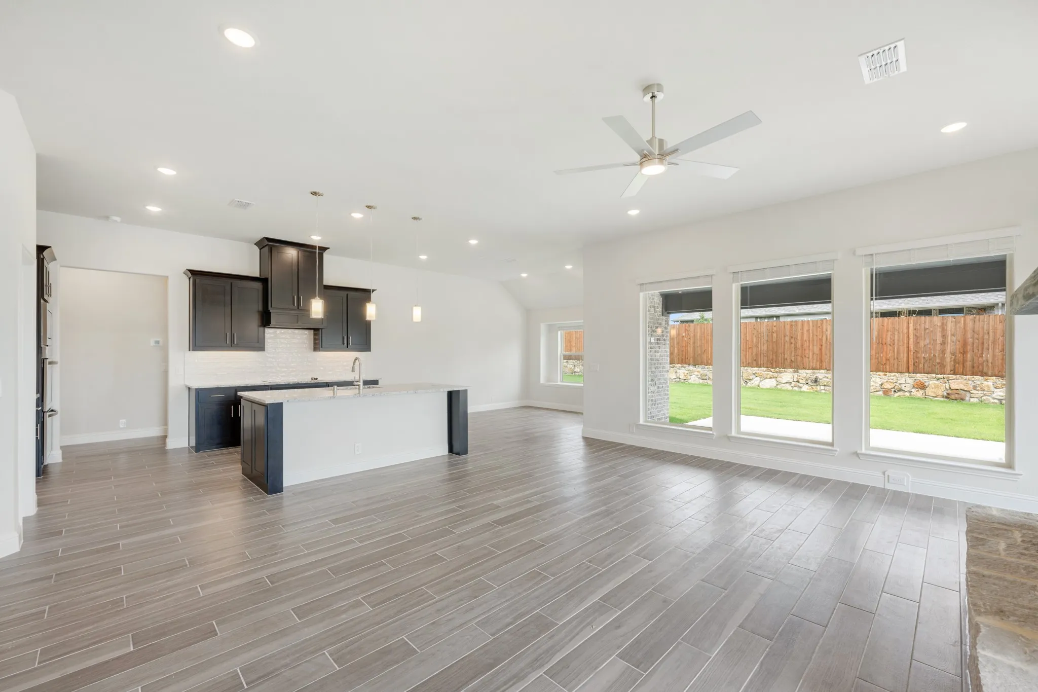 Single Family Residence For Sale in Ellis County , 4033 Foot Hills Drive, Midlothian, Texas 76065, 4 Bedroom, 3 Bathroom, 2 Garage spaces, 2,521 Sqft, built in 2026, New Construction - Incomplete, mls#21217708, Real Estate Agent in Midlothian, Homes For Sale in Ellis county, Homes For Sale in Midlothian, Realtor in Midlothian Texas, Real Estate Brokerage Independent Realty Texas, Luminita Cordes Realtor