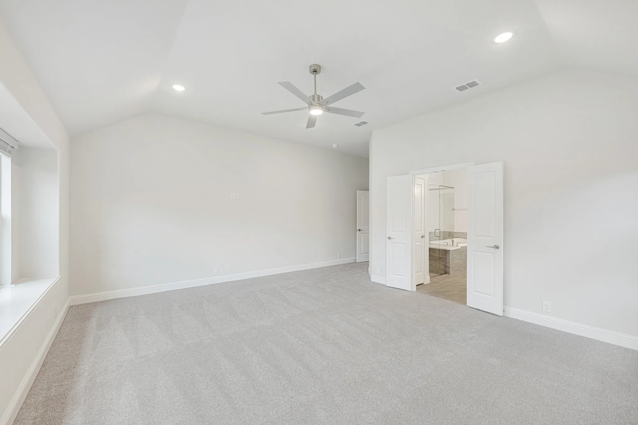 Single Family Residence For Sale in Ellis County , 4033 Foot Hills Drive, Midlothian, Texas 76065, 4 Bedroom, 3 Bathroom, 2 Garage spaces, 2,521 Sqft, built in 2026, New Construction - Incomplete, mls#21217708, Real Estate Agent in Midlothian, Homes For Sale in Ellis county, Homes For Sale in Midlothian, Realtor in Midlothian Texas, Real Estate Brokerage Independent Realty Texas, Luminita Cordes Realtor