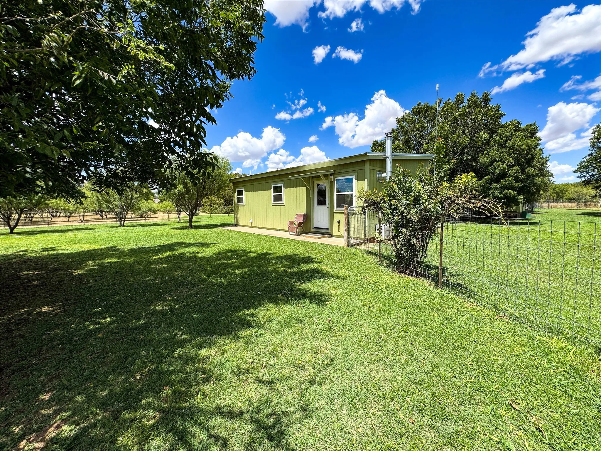Single Family Residence For Sale in Haskell County , 1209 Taylor Avenue, Rule, Texas 79547, 1 Bedroom, 1 Bathroom, Garage spaces, 576 Sqft, built in 2022, Preowned, mls#21196229, Real Estate Agent in Rule, Homes For Sale in Haskell county, Homes For Sale in Rule, Realtor in Rule Texas, Real Estate Brokerage Independent Realty Texas, Luminita Cordes Realtor