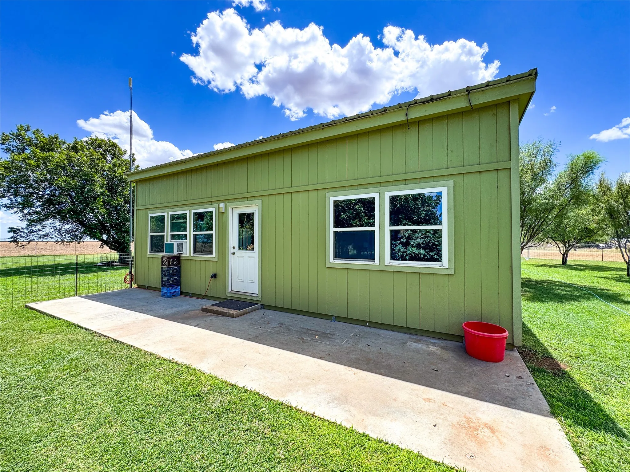 Single Family Residence For Sale in Haskell County , 1209 Taylor Avenue, Rule, Texas 79547, 1 Bedroom, 1 Bathroom, Garage spaces, 576 Sqft, built in 2022, Preowned, mls#21196229, Real Estate Agent in Rule, Homes For Sale in Haskell county, Homes For Sale in Rule, Realtor in Rule Texas, Real Estate Brokerage Independent Realty Texas, Luminita Cordes Realtor