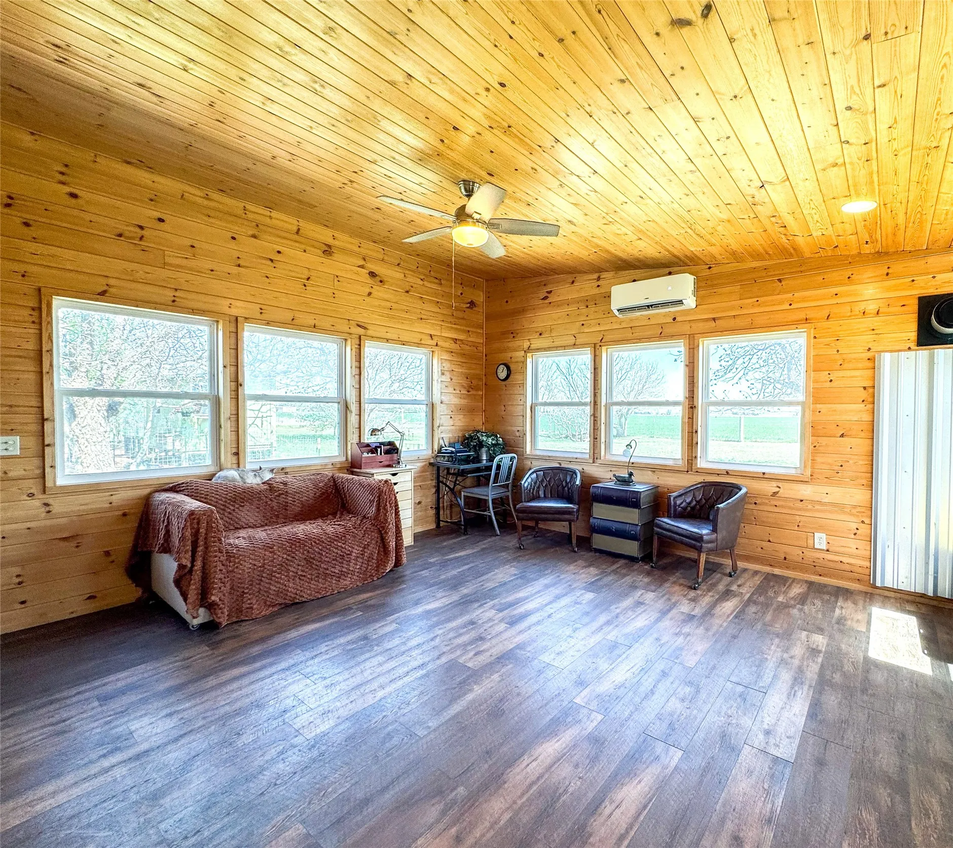 Single Family Residence For Sale in Haskell County , 1209 Taylor Avenue, Rule, Texas 79547, 1 Bedroom, 1 Bathroom, Garage spaces, 576 Sqft, built in 2022, Preowned, mls#21196229, Real Estate Agent in Rule, Homes For Sale in Haskell county, Homes For Sale in Rule, Realtor in Rule Texas, Real Estate Brokerage Independent Realty Texas, Luminita Cordes Realtor