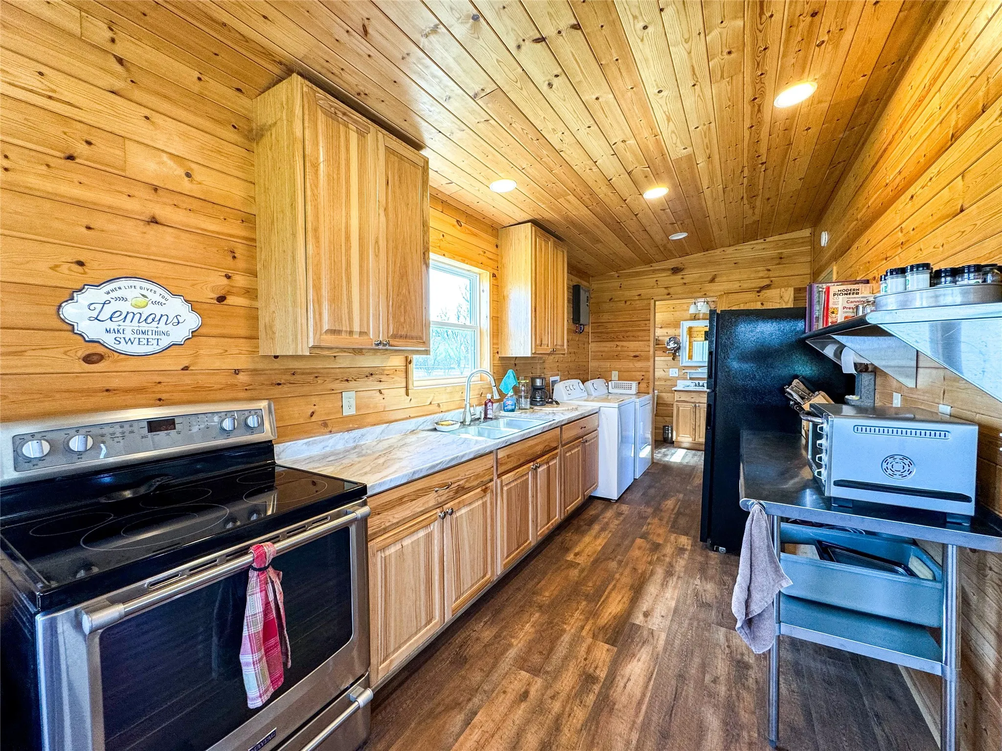 Single Family Residence For Sale in Haskell County , 1209 Taylor Avenue, Rule, Texas 79547, 1 Bedroom, 1 Bathroom, Garage spaces, 576 Sqft, built in 2022, Preowned, mls#21196229, Real Estate Agent in Rule, Homes For Sale in Haskell county, Homes For Sale in Rule, Realtor in Rule Texas, Real Estate Brokerage Independent Realty Texas, Luminita Cordes Realtor