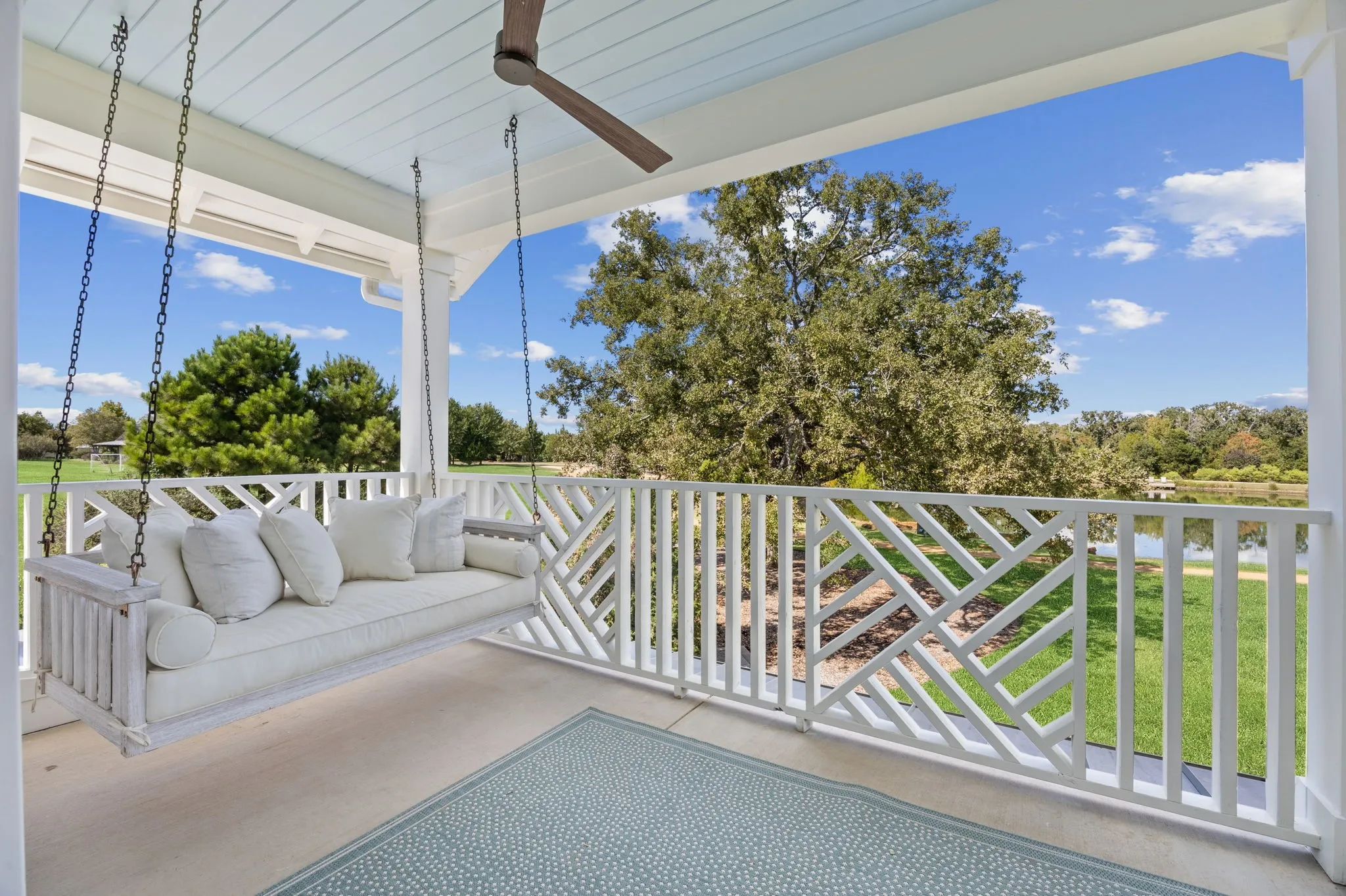 Single Family Residence For Sale in Henderson County , 13450 Shumate Way, Malakoff, Texas 75148, 4 Bedrooms, 4 Bathrooms, 2 Garage spaces, 2,409 Sqft, built in 2022, Price $1,525,000, mls#21217502, Real Estate Agent in Malakoff, Homes For Sale in Henderson county, Homes For Sale in Malakoff, Realtor in Malakoff Texas, Real Estate Brokerage Independent Realty Texas, Luminita Cordes Realtor