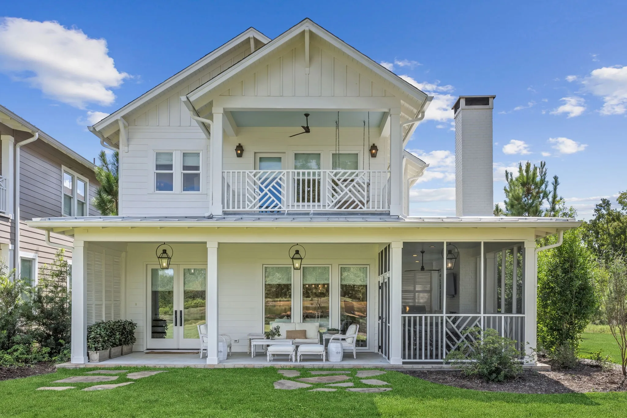 Single Family Residence For Sale in Henderson County , 13450 Shumate Way, Malakoff, Texas 75148, 4 Bedrooms, 4 Bathrooms, 2 Garage spaces, 2,409 Sqft, built in 2022, Price $1,525,000, mls#21217502, Real Estate Agent in Malakoff, Homes For Sale in Henderson county, Homes For Sale in Malakoff, Realtor in Malakoff Texas, Real Estate Brokerage Independent Realty Texas, Luminita Cordes Realtor