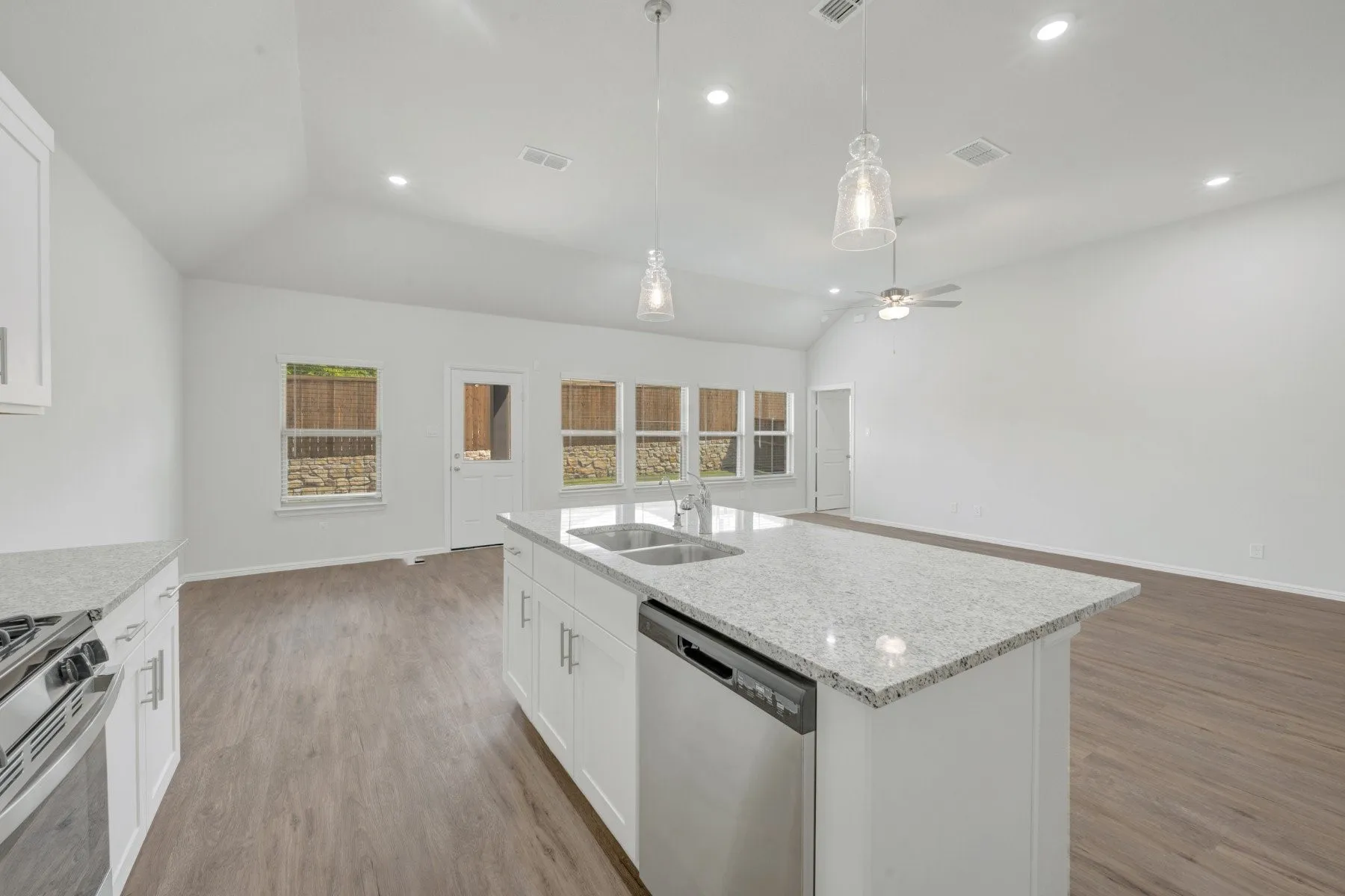 Single Family Residence For Sale in Dallas County , 2408 Tarrango Trail, Mesquite, Texas 75149, 4 Bedroom, 3 Bathroom, 2 Garage spaces, 2,411 Sqft, built in 2026, New Construction - Incomplete, mls#21198922, Real Estate Agent in Mesquite, Homes For Sale in Dallas county, Homes For Sale in Mesquite, Realtor in Mesquite Texas, Real Estate Brokerage Independent Realty Texas, Luminita Cordes Realtor