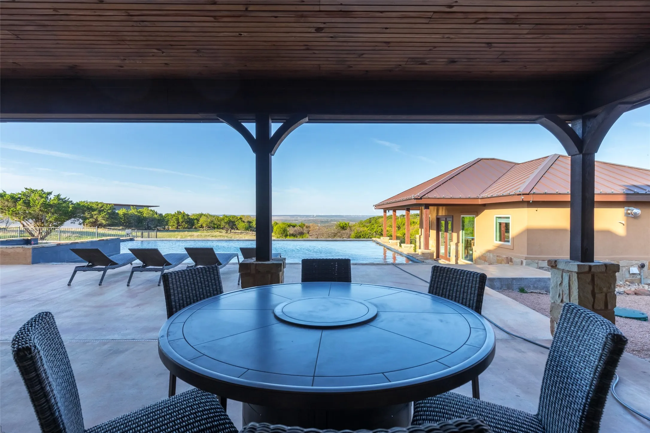 Single Family Residence For Sale in Taylor County , 126 Phoenix Lane, Tuscola, Texas 79562, 5 Bedroom, 5 Bathroom, 3 Garage spaces, 6,264 Sqft, built in 2014, Preowned, mls#21216131, Real Estate Agent in Tuscola, Homes For Sale in Taylor county, Homes For Sale in Tuscola, Realtor in Tuscola Texas, Real Estate Brokerage Independent Realty Texas, Luminita Cordes Realtor