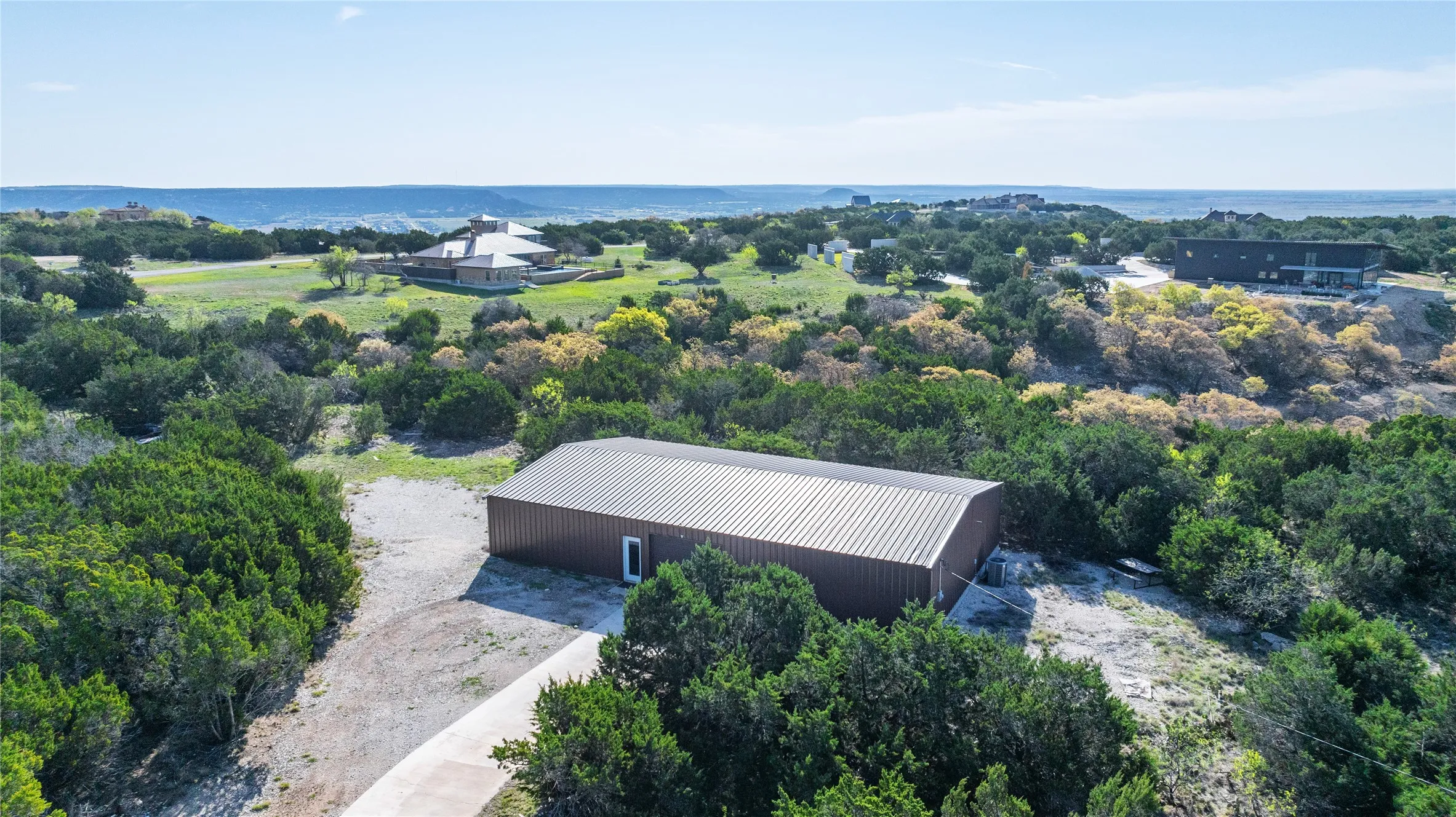 Single Family Residence For Sale in Taylor County , 126 Phoenix Lane, Tuscola, Texas 79562, 5 Bedroom, 5 Bathroom, 3 Garage spaces, 6,264 Sqft, built in 2014, Preowned, mls#21216131, Real Estate Agent in Tuscola, Homes For Sale in Taylor county, Homes For Sale in Tuscola, Realtor in Tuscola Texas, Real Estate Brokerage Independent Realty Texas, Luminita Cordes Realtor