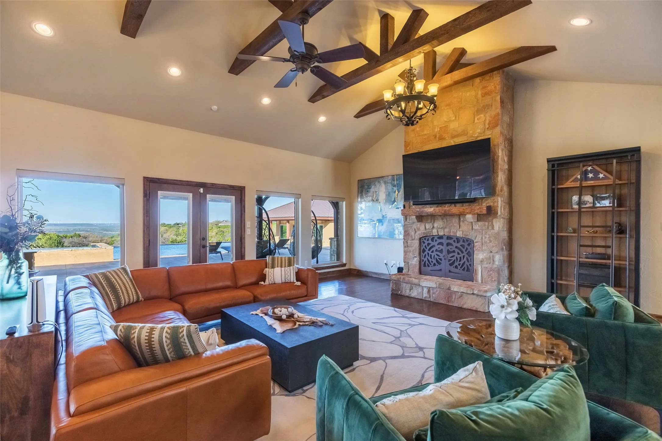 Single Family Residence For Sale in Taylor County , 126 Phoenix Lane, Tuscola, Texas 79562, 5 Bedroom, 5 Bathroom, 3 Garage spaces, 6,264 Sqft, built in 2014, Preowned, mls#21216131, Real Estate Agent in Tuscola, Homes For Sale in Taylor county, Homes For Sale in Tuscola, Realtor in Tuscola Texas, Real Estate Brokerage Independent Realty Texas, Luminita Cordes Realtor