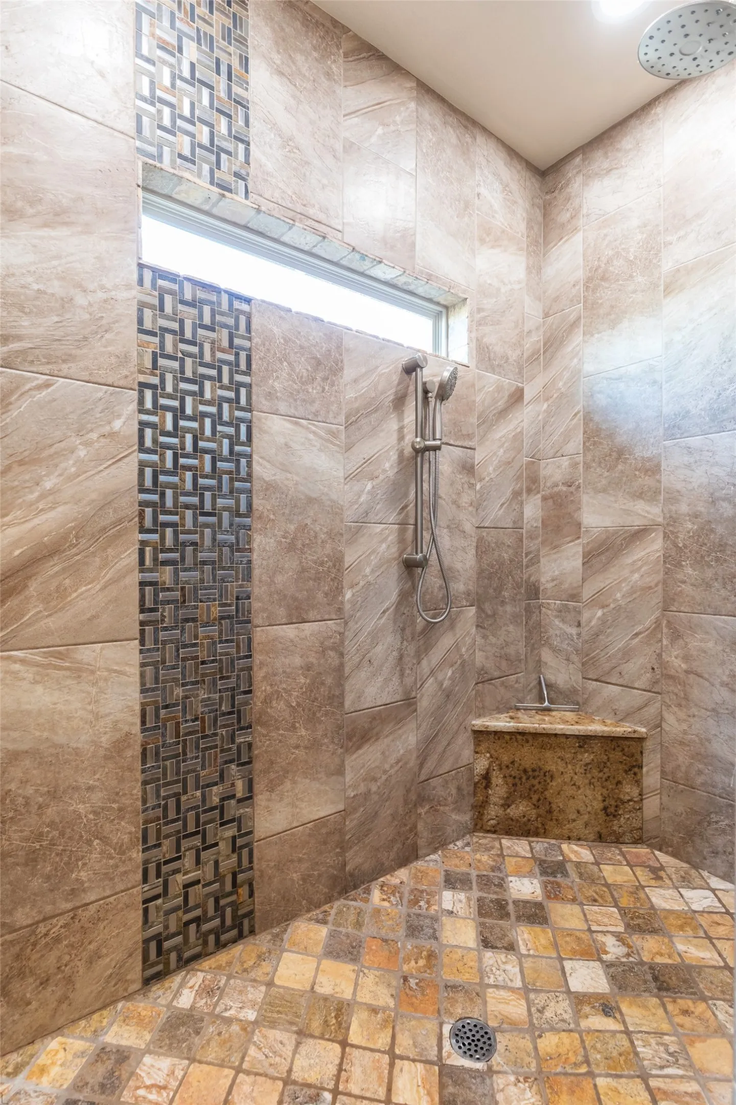 Single Family Residence For Sale in Taylor County , 126 Phoenix Lane, Tuscola, Texas 79562, 5 Bedroom, 5 Bathroom, 3 Garage spaces, 6,264 Sqft, built in 2014, Preowned, mls#21216131, Real Estate Agent in Tuscola, Homes For Sale in Taylor county, Homes For Sale in Tuscola, Realtor in Tuscola Texas, Real Estate Brokerage Independent Realty Texas, Luminita Cordes Realtor