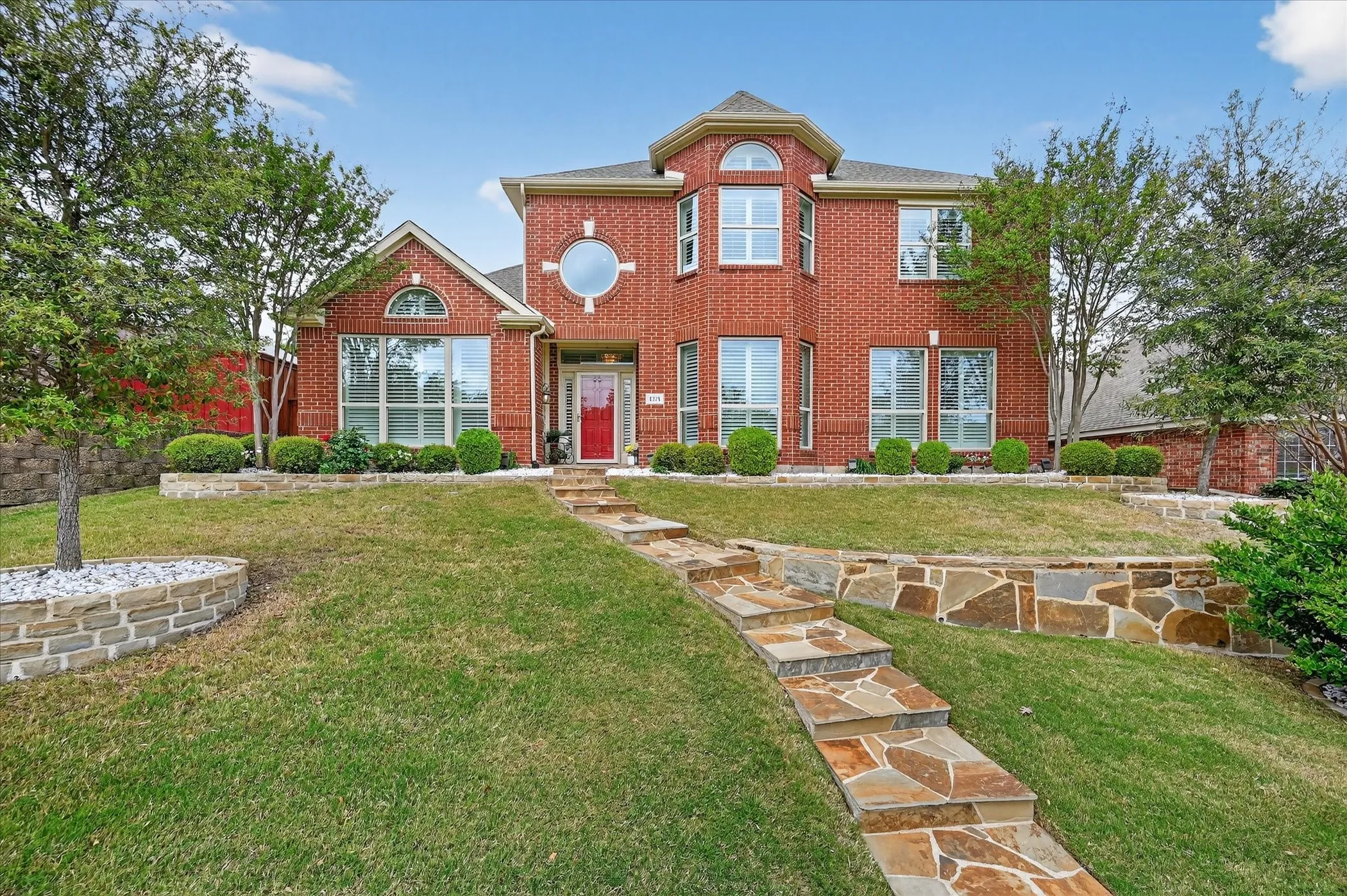 Single Family Residence For Sale in Rockwall County , 1371 San Rafael Drive, Rockwall, Texas 75087, 4 Bedroom, 3 Bathroom, 2 Garage spaces, 2,793 Sqft, built in 2003, Preowned, mls#21217977, Real Estate Agent in Rockwall, Homes For Sale in Rockwall county, Homes For Sale in Rockwall, Realtor in Rockwall Texas, Real Estate Brokerage Independent Realty Texas, Luminita Cordes Realtor