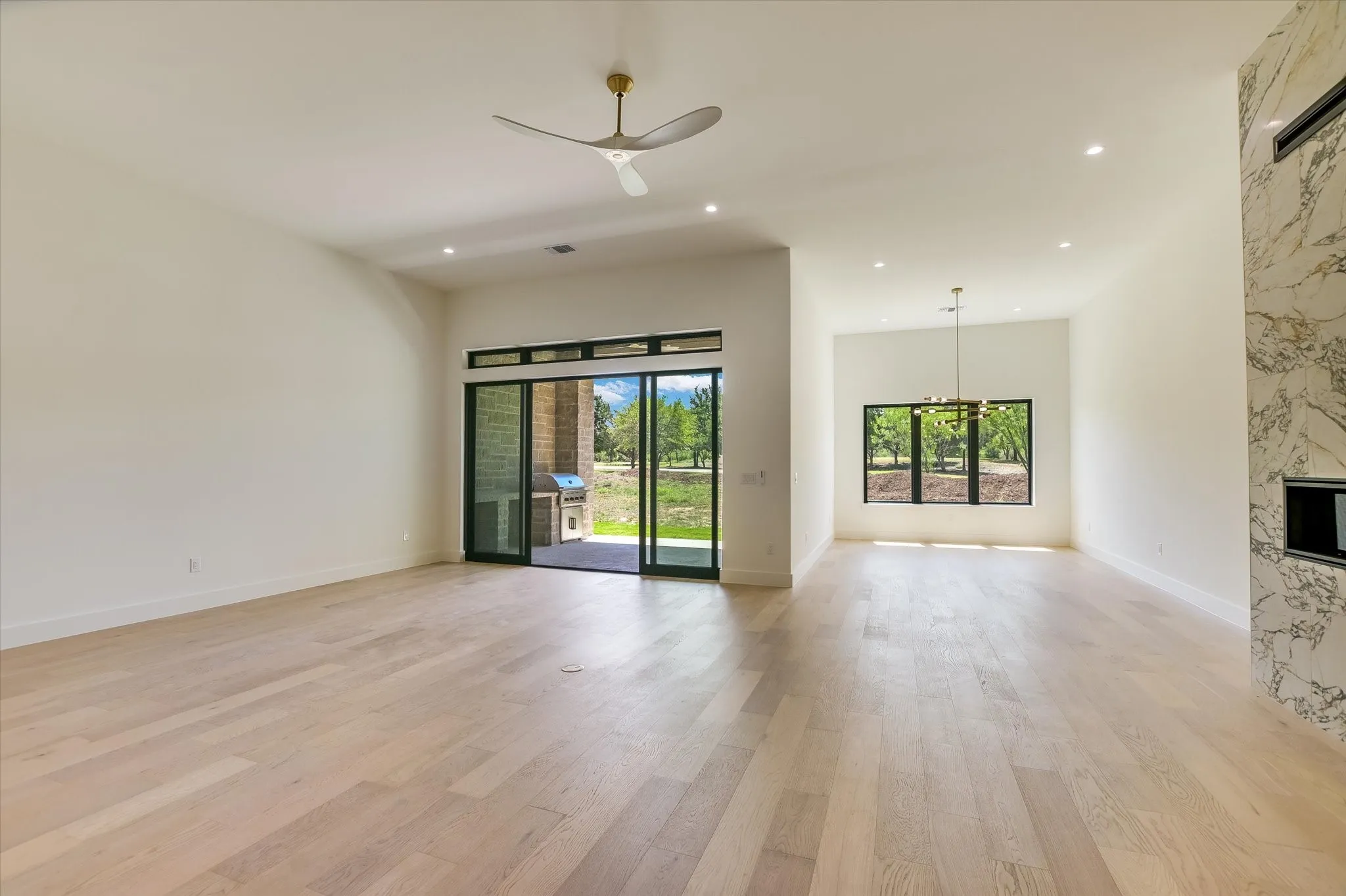 Single Family Residence For Sale in Llano County , 121 Azalea Loop, Horseshoe Bay, Texas 78657, 3 Bedroom, 4 Bathroom, 2 Garage spaces, 3,345 Sqft, built in 2026, New Construction - Complete, mls#21210328, Real Estate Agent in Horseshoe Bay, Homes For Sale in Llano county, Homes For Sale in Horseshoe Bay, Realtor in Horseshoe Bay Texas, Real Estate Brokerage Independent Realty Texas, Luminita Cordes Realtor