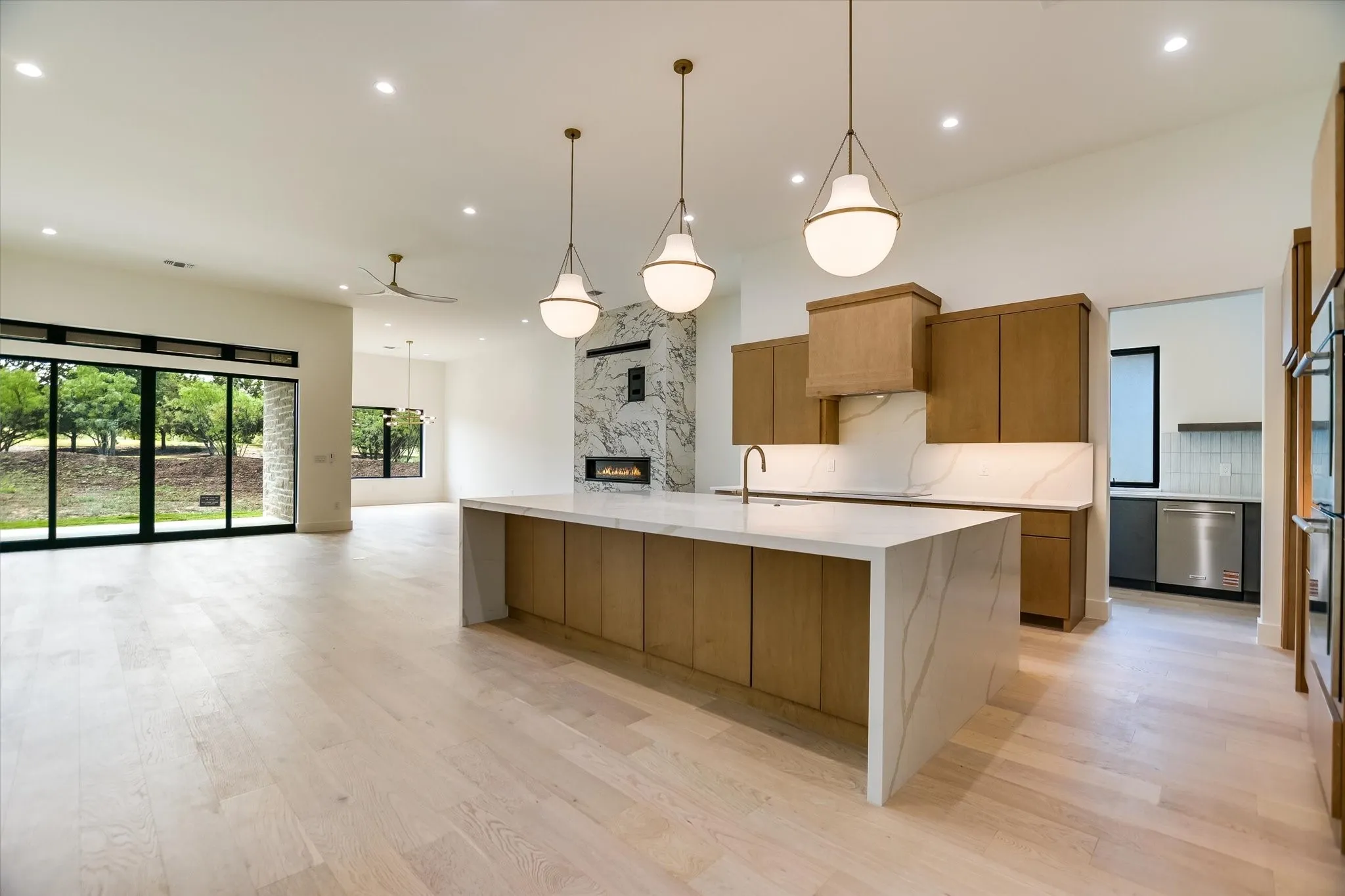 Single Family Residence For Sale in Llano County , 121 Azalea Loop, Horseshoe Bay, Texas 78657, 3 Bedroom, 4 Bathroom, 2 Garage spaces, 3,345 Sqft, built in 2026, New Construction - Complete, mls#21210328, Real Estate Agent in Horseshoe Bay, Homes For Sale in Llano county, Homes For Sale in Horseshoe Bay, Realtor in Horseshoe Bay Texas, Real Estate Brokerage Independent Realty Texas, Luminita Cordes Realtor