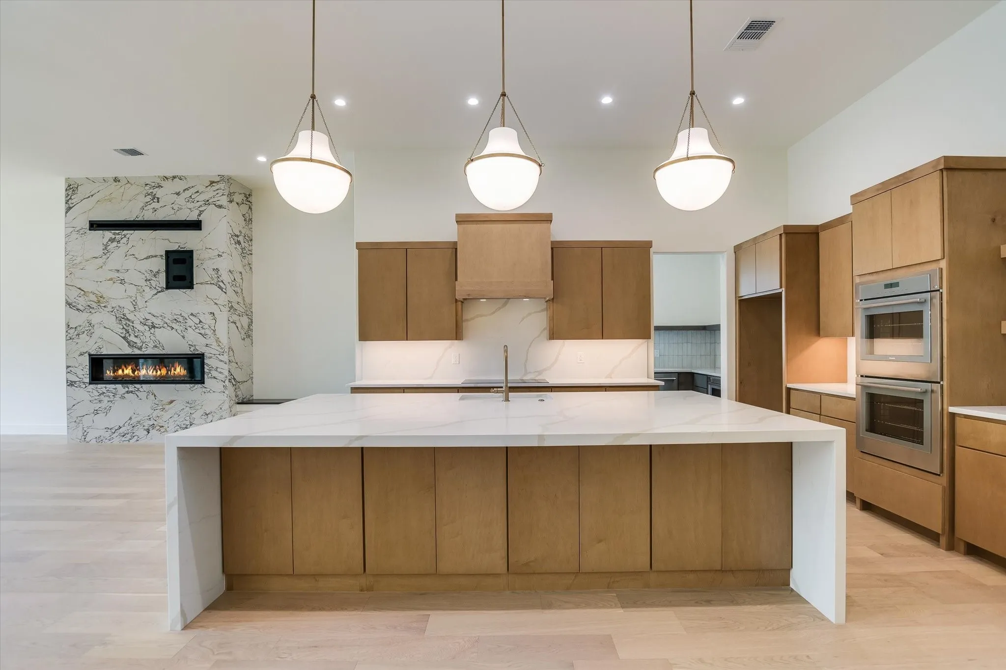 Single Family Residence For Sale in Llano County , 121 Azalea Loop, Horseshoe Bay, Texas 78657, 3 Bedroom, 4 Bathroom, 2 Garage spaces, 3,345 Sqft, built in 2026, New Construction - Complete, mls#21210328, Real Estate Agent in Horseshoe Bay, Homes For Sale in Llano county, Homes For Sale in Horseshoe Bay, Realtor in Horseshoe Bay Texas, Real Estate Brokerage Independent Realty Texas, Luminita Cordes Realtor