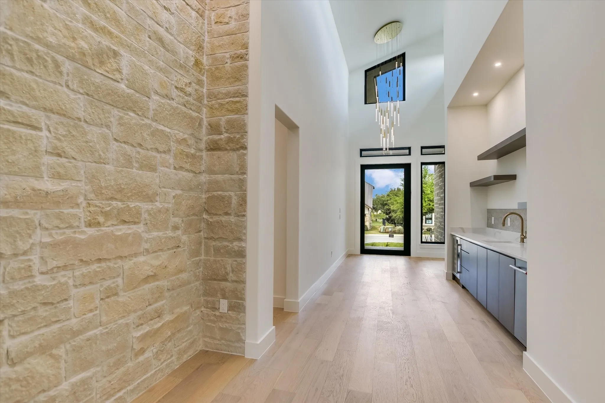 Single Family Residence For Sale in Llano County , 121 Azalea Loop, Horseshoe Bay, Texas 78657, 3 Bedroom, 4 Bathroom, 2 Garage spaces, 3,345 Sqft, built in 2026, New Construction - Complete, mls#21210328, Real Estate Agent in Horseshoe Bay, Homes For Sale in Llano county, Homes For Sale in Horseshoe Bay, Realtor in Horseshoe Bay Texas, Real Estate Brokerage Independent Realty Texas, Luminita Cordes Realtor
