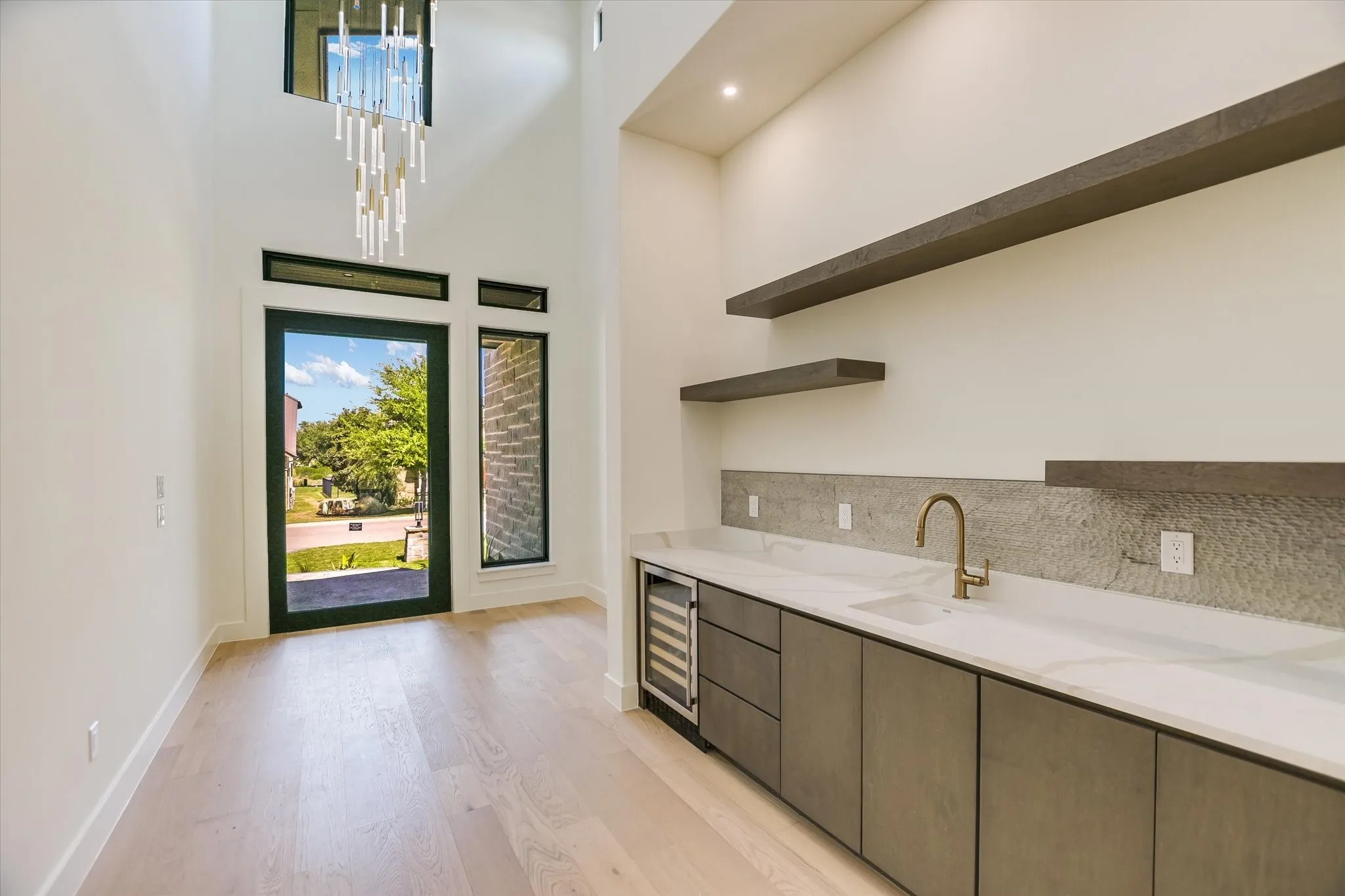 Single Family Residence For Sale in Llano County , 121 Azalea Loop, Horseshoe Bay, Texas 78657, 3 Bedroom, 4 Bathroom, 2 Garage spaces, 3,345 Sqft, built in 2026, New Construction - Complete, mls#21210328, Real Estate Agent in Horseshoe Bay, Homes For Sale in Llano county, Homes For Sale in Horseshoe Bay, Realtor in Horseshoe Bay Texas, Real Estate Brokerage Independent Realty Texas, Luminita Cordes Realtor