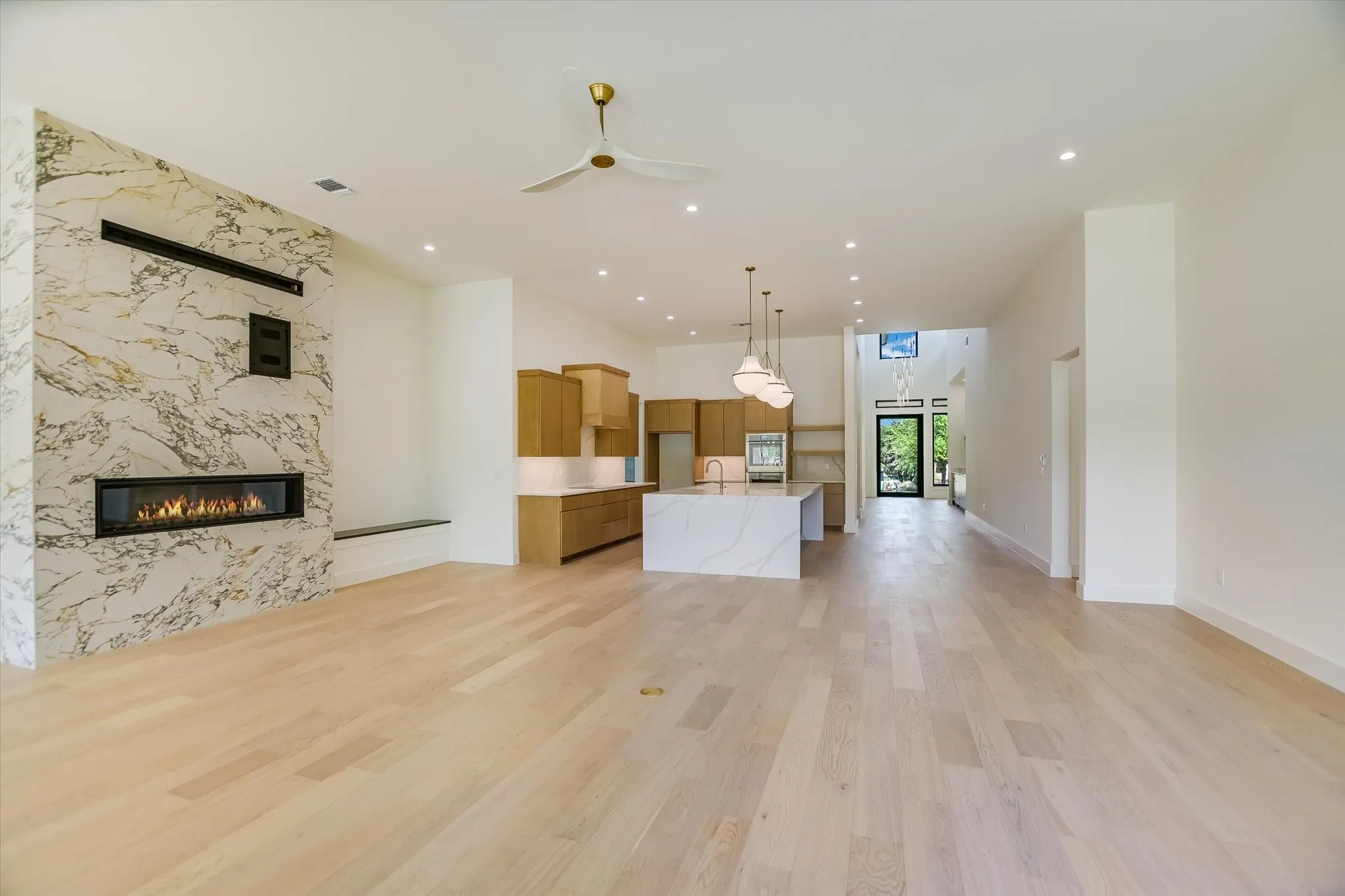 Single Family Residence For Sale in Llano County , 121 Azalea Loop, Horseshoe Bay, Texas 78657, 3 Bedroom, 4 Bathroom, 2 Garage spaces, 3,345 Sqft, built in 2026, New Construction - Complete, mls#21210328, Real Estate Agent in Horseshoe Bay, Homes For Sale in Llano county, Homes For Sale in Horseshoe Bay, Realtor in Horseshoe Bay Texas, Real Estate Brokerage Independent Realty Texas, Luminita Cordes Realtor