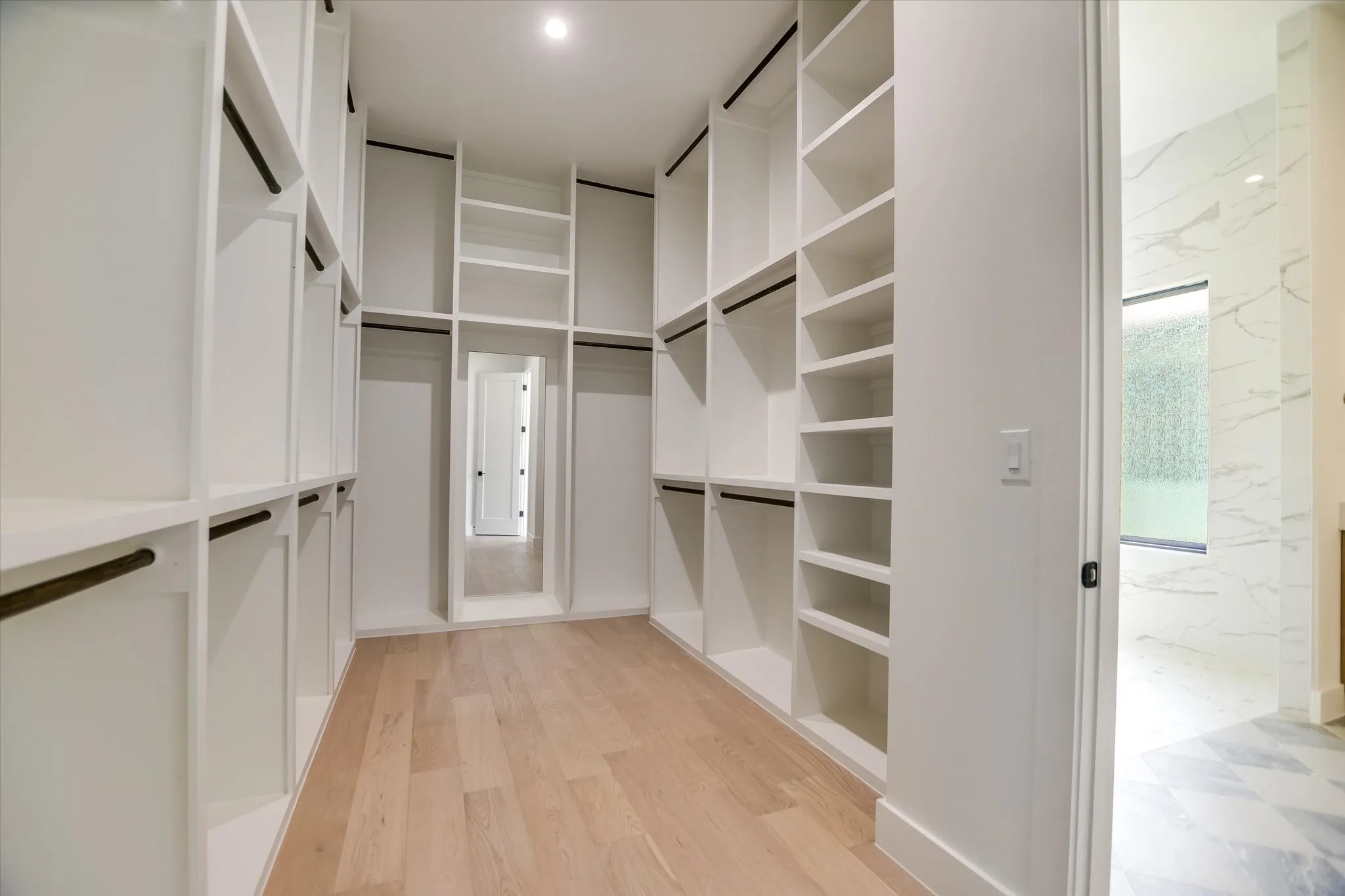 Single Family Residence For Sale in Llano County , 121 Azalea Loop, Horseshoe Bay, Texas 78657, 3 Bedroom, 4 Bathroom, 2 Garage spaces, 3,345 Sqft, built in 2026, New Construction - Complete, mls#21210328, Real Estate Agent in Horseshoe Bay, Homes For Sale in Llano county, Homes For Sale in Horseshoe Bay, Realtor in Horseshoe Bay Texas, Real Estate Brokerage Independent Realty Texas, Luminita Cordes Realtor