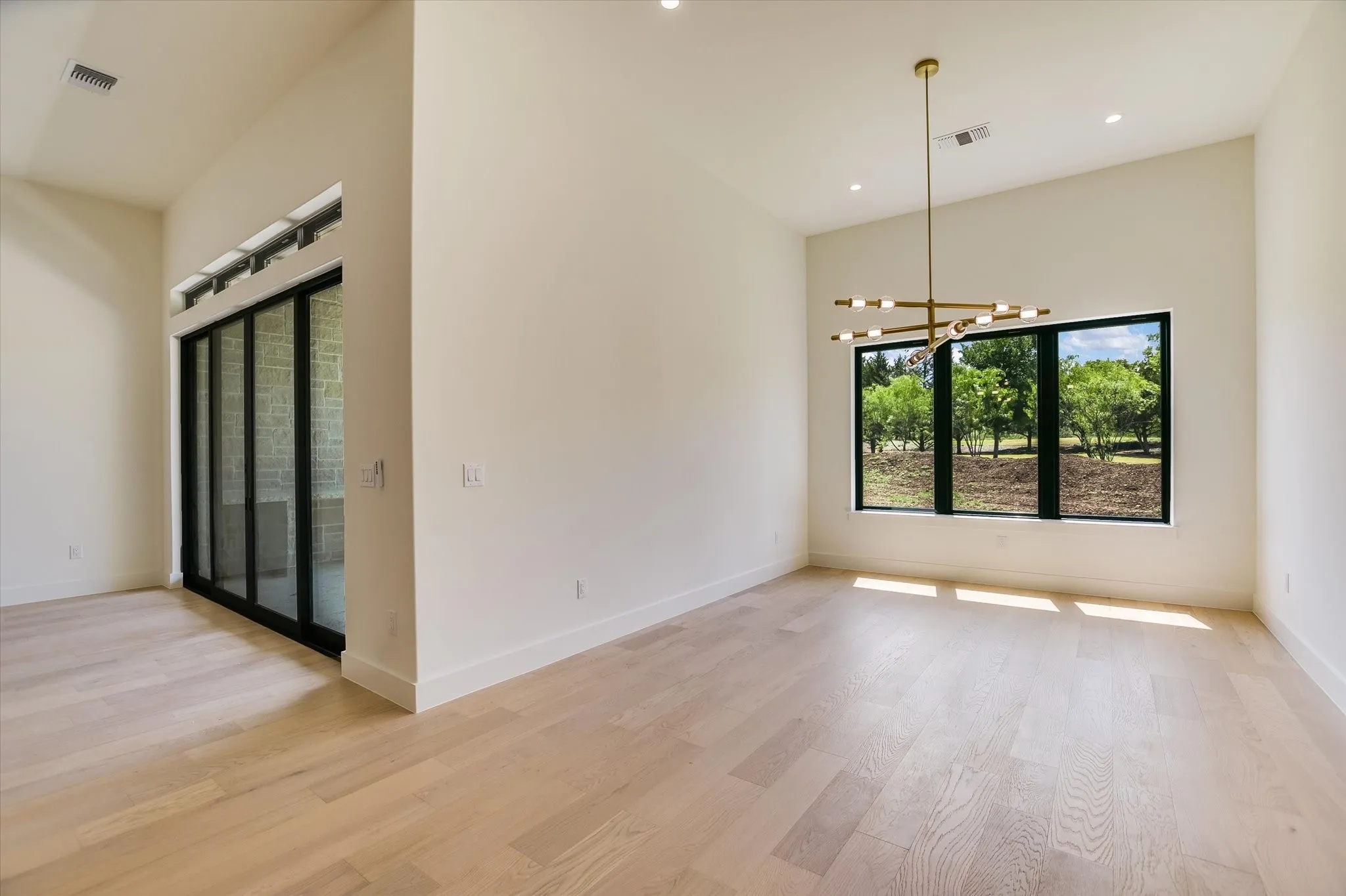 Single Family Residence For Sale in Llano County , 121 Azalea Loop, Horseshoe Bay, Texas 78657, 3 Bedroom, 4 Bathroom, 2 Garage spaces, 3,345 Sqft, built in 2026, New Construction - Complete, mls#21210328, Real Estate Agent in Horseshoe Bay, Homes For Sale in Llano county, Homes For Sale in Horseshoe Bay, Realtor in Horseshoe Bay Texas, Real Estate Brokerage Independent Realty Texas, Luminita Cordes Realtor