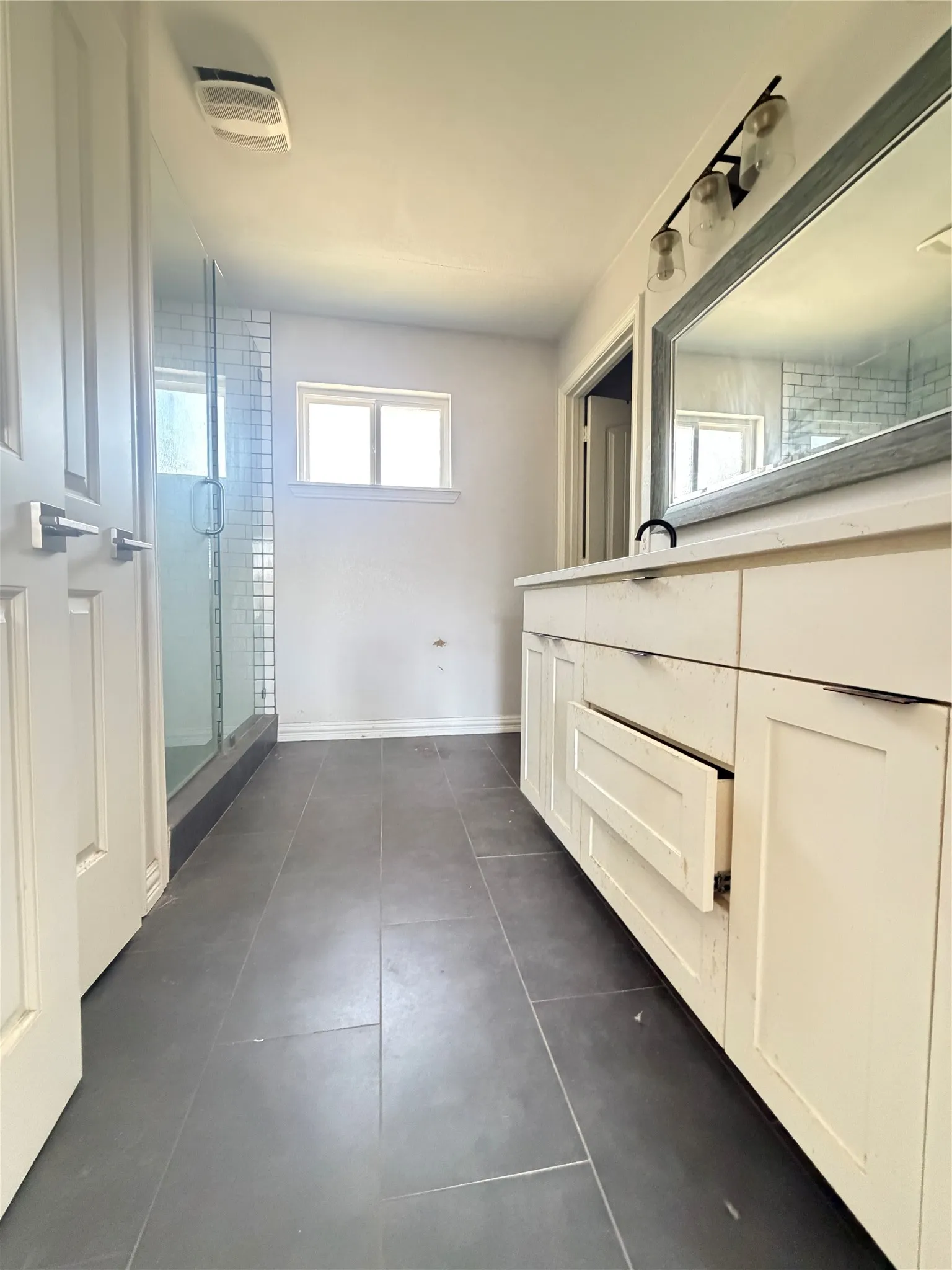 Single Family Residence For Sale in Dallas County , 1646 Briarcliff Road, Dallas, Texas 75235, 3 Bedroom, 2 Bathroom, 1 Garage spaces, 1,204 Sqft, built in 1949, mls#21217623, Real Estate Agent in Dallas, Homes For Sale in Dallas county, Homes For Sale in Dallas, Realtor in Dallas Texas, Real Estate Brokerage Independent Realty Texas, Luminita Cordes Realtor