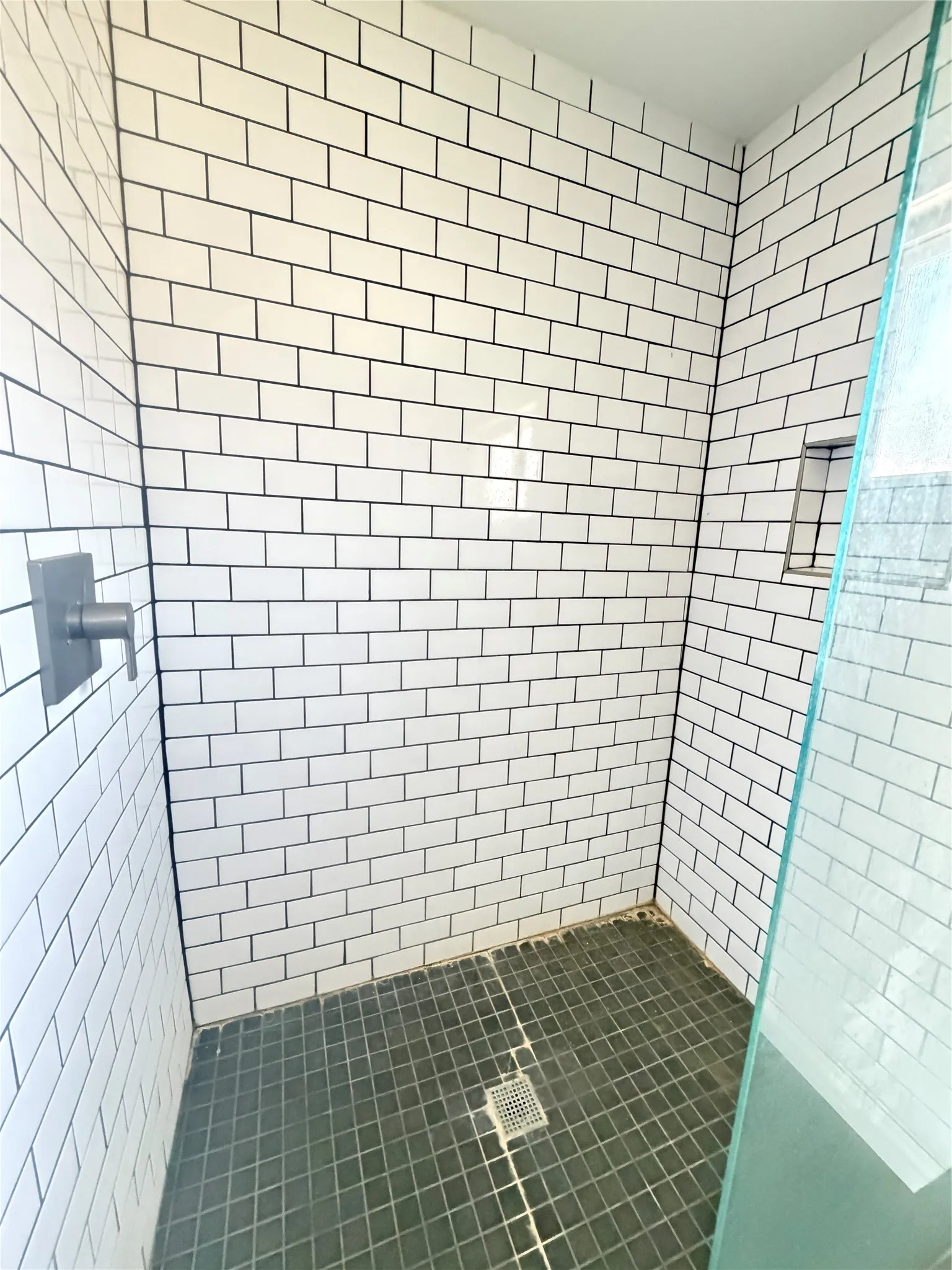 Single Family Residence For Sale in Dallas County , 1646 Briarcliff Road, Dallas, Texas 75235, 3 Bedroom, 2 Bathroom, 1 Garage spaces, 1,204 Sqft, built in 1949, mls#21217623, Real Estate Agent in Dallas, Homes For Sale in Dallas county, Homes For Sale in Dallas, Realtor in Dallas Texas, Real Estate Brokerage Independent Realty Texas, Luminita Cordes Realtor