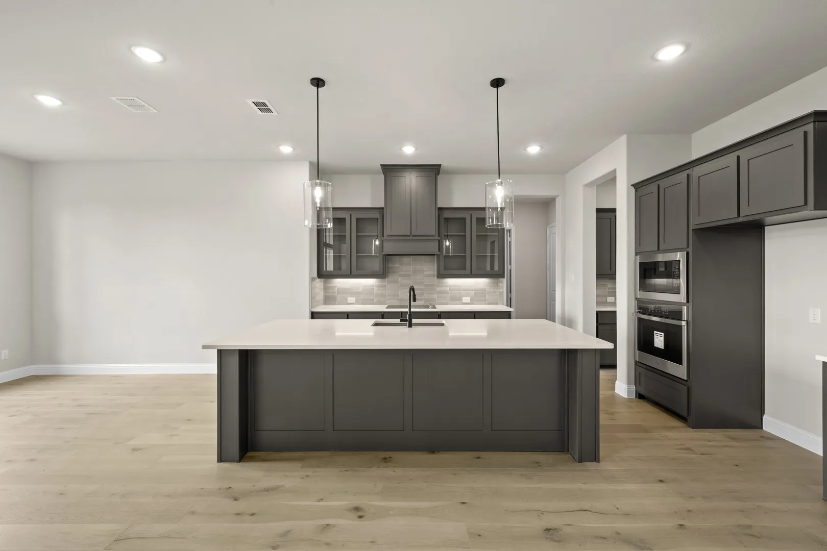 231 Cotopaxi- Kitchen-1
