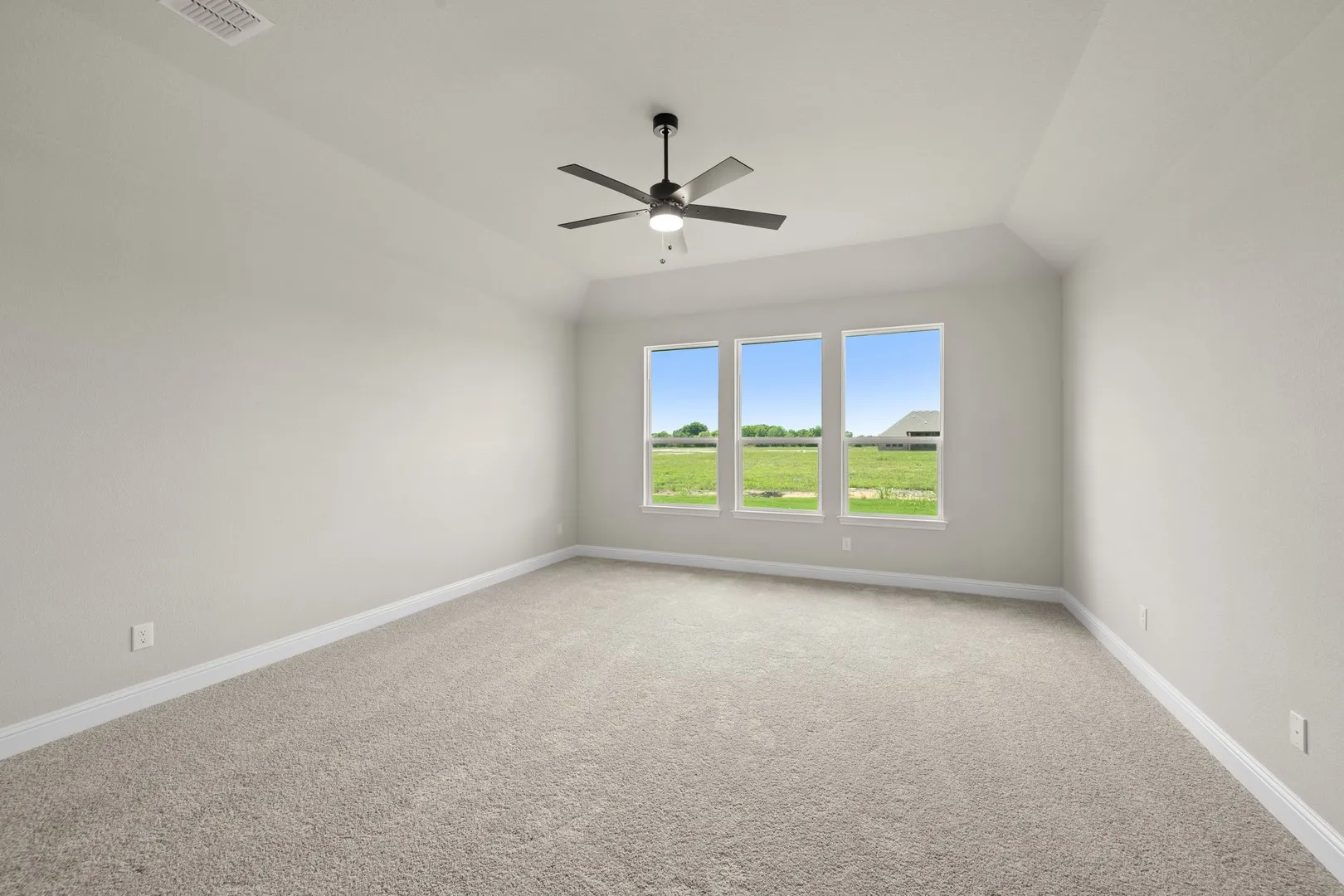 231 Cotopaxi- Gameroom-1