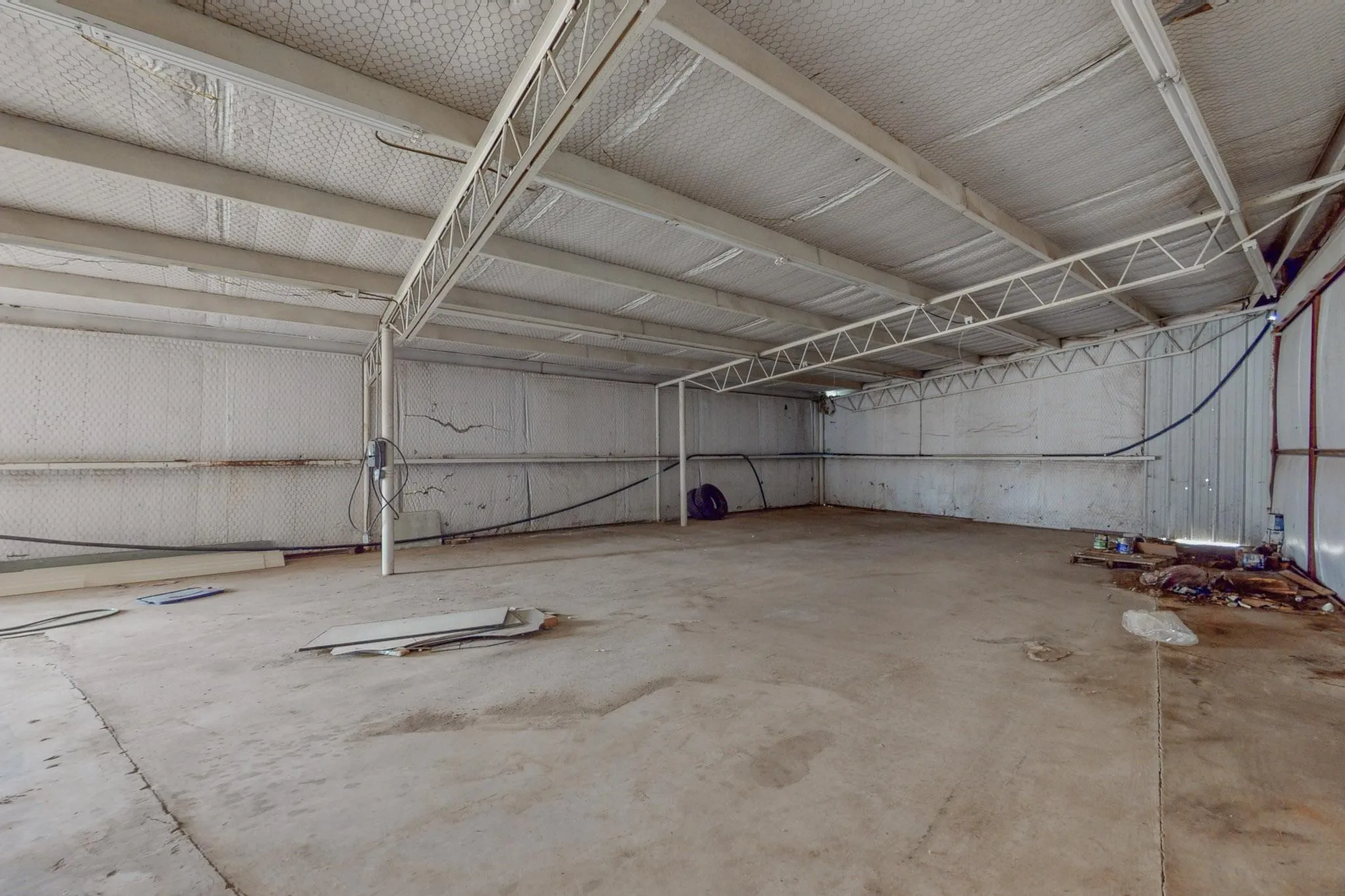 Warehouse For Rent in Cooke County , 517 E Broadway Street C, Gainesville, Texas 76240, 0, 0, Garage spaces, 0 Sqft, built in 1970, Preowned, Price $615, mls#21218061, Real Estate Agent in Gainesville, Homes For Rent in Cooke county, Homes For Rent in Gainesville, Realtor in Gainesville Texas, Real Estate Brokerage Independent Realty Texas, Luminita Cordes Realtor
