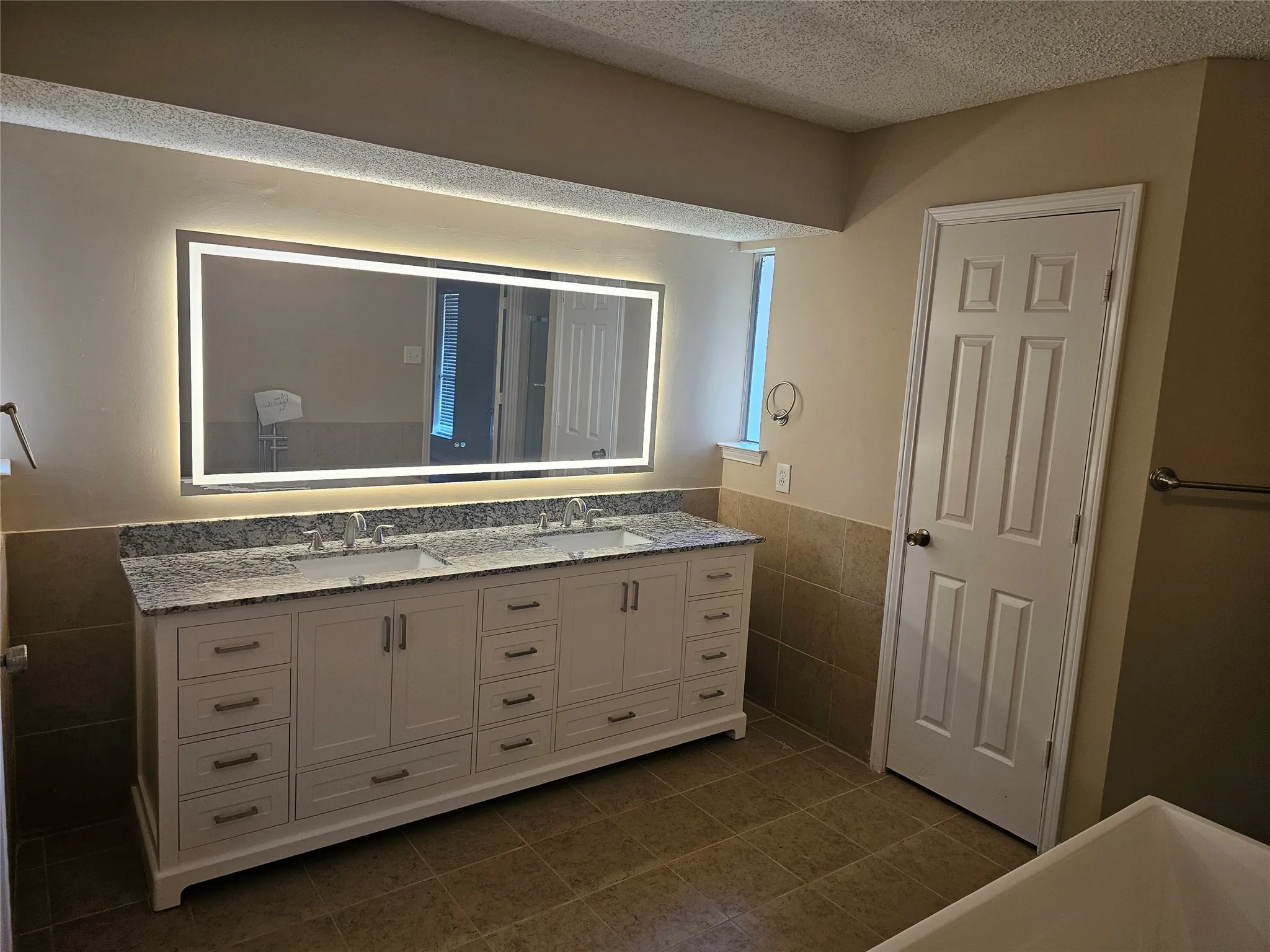 Single Family Residence For Sale in Dallas County , 1340 Grand Teton Drive, De Soto, Texas 75115, 3 Bedroom, 3 Bathroom, 2 Garage spaces, 2,349 Sqft, built in 1982, mls#21218069, Real Estate Agent in De Soto, Homes For Sale in Dallas county, Homes For Sale in De Soto, Realtor in De Soto Texas, Real Estate Brokerage Independent Realty Texas, Luminita Cordes Realtor