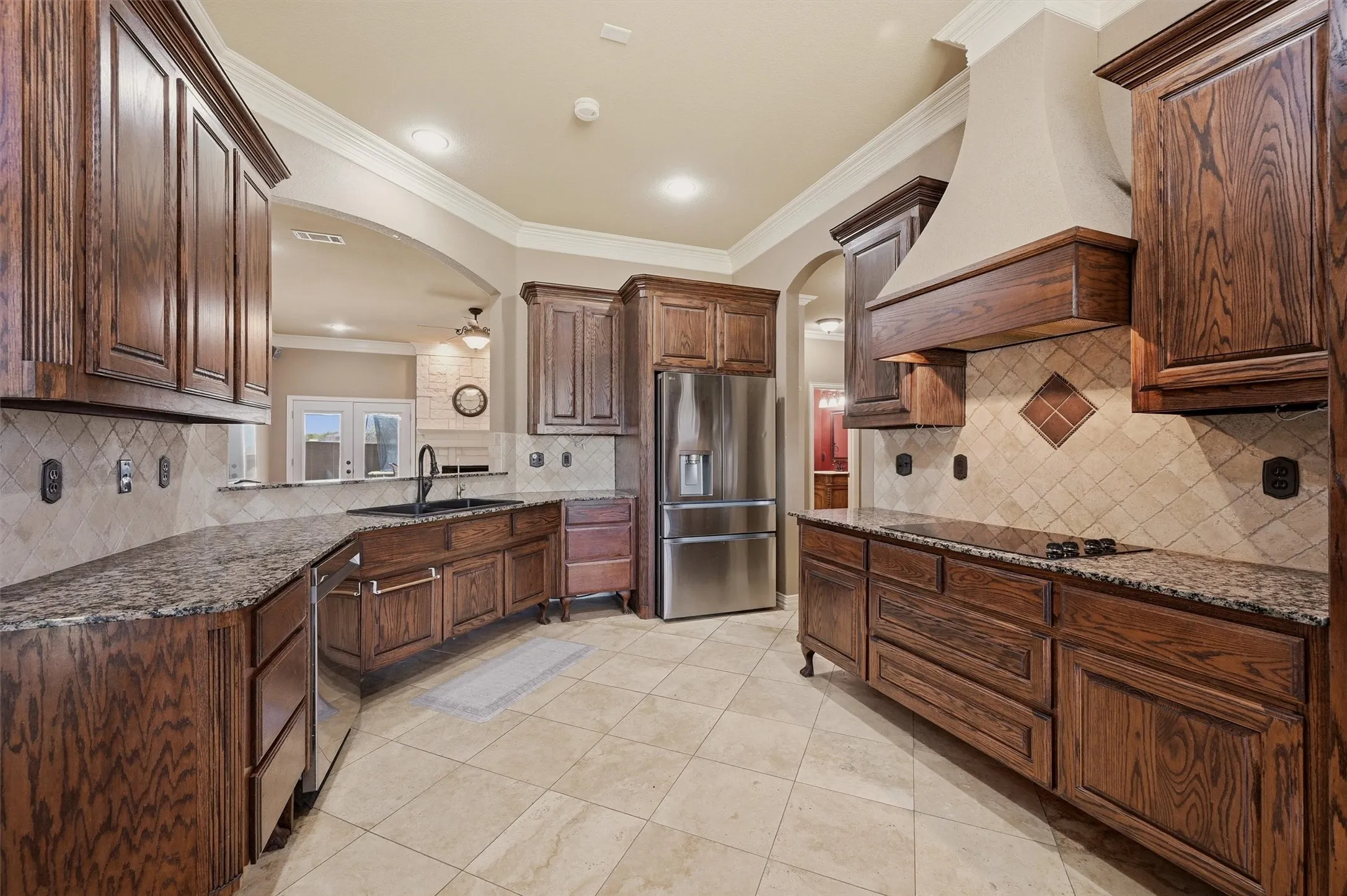 Single Family Residence For Sale in Grayson County , 3712 Melrose Trail, Sherman, Texas 75090, 3 Bedroom, 3 Bathroom, 2 Garage spaces, 2,066 Sqft, built in 2007, Preowned, mls#21214261, Real Estate Agent in Sherman, Homes For Sale in Grayson county, Homes For Sale in Sherman, Realtor in Sherman Texas, Real Estate Brokerage Independent Realty Texas, Luminita Cordes Realtor