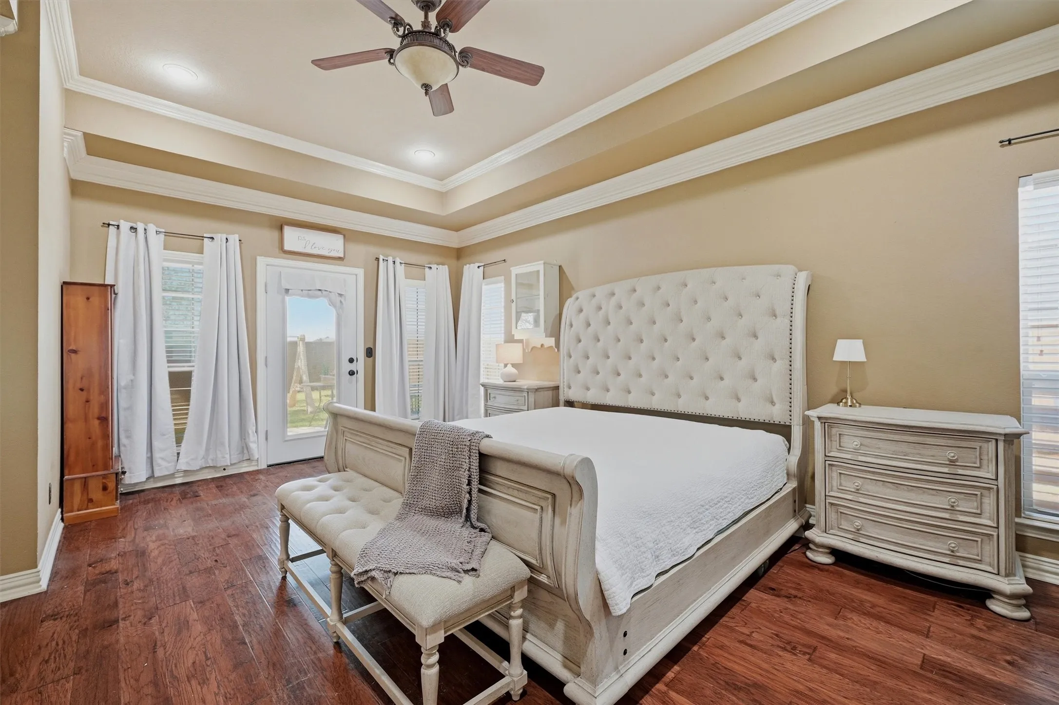 Single Family Residence For Sale in Grayson County , 3712 Melrose Trail, Sherman, Texas 75090, 3 Bedroom, 3 Bathroom, 2 Garage spaces, 2,066 Sqft, built in 2007, Preowned, mls#21214261, Real Estate Agent in Sherman, Homes For Sale in Grayson county, Homes For Sale in Sherman, Realtor in Sherman Texas, Real Estate Brokerage Independent Realty Texas, Luminita Cordes Realtor