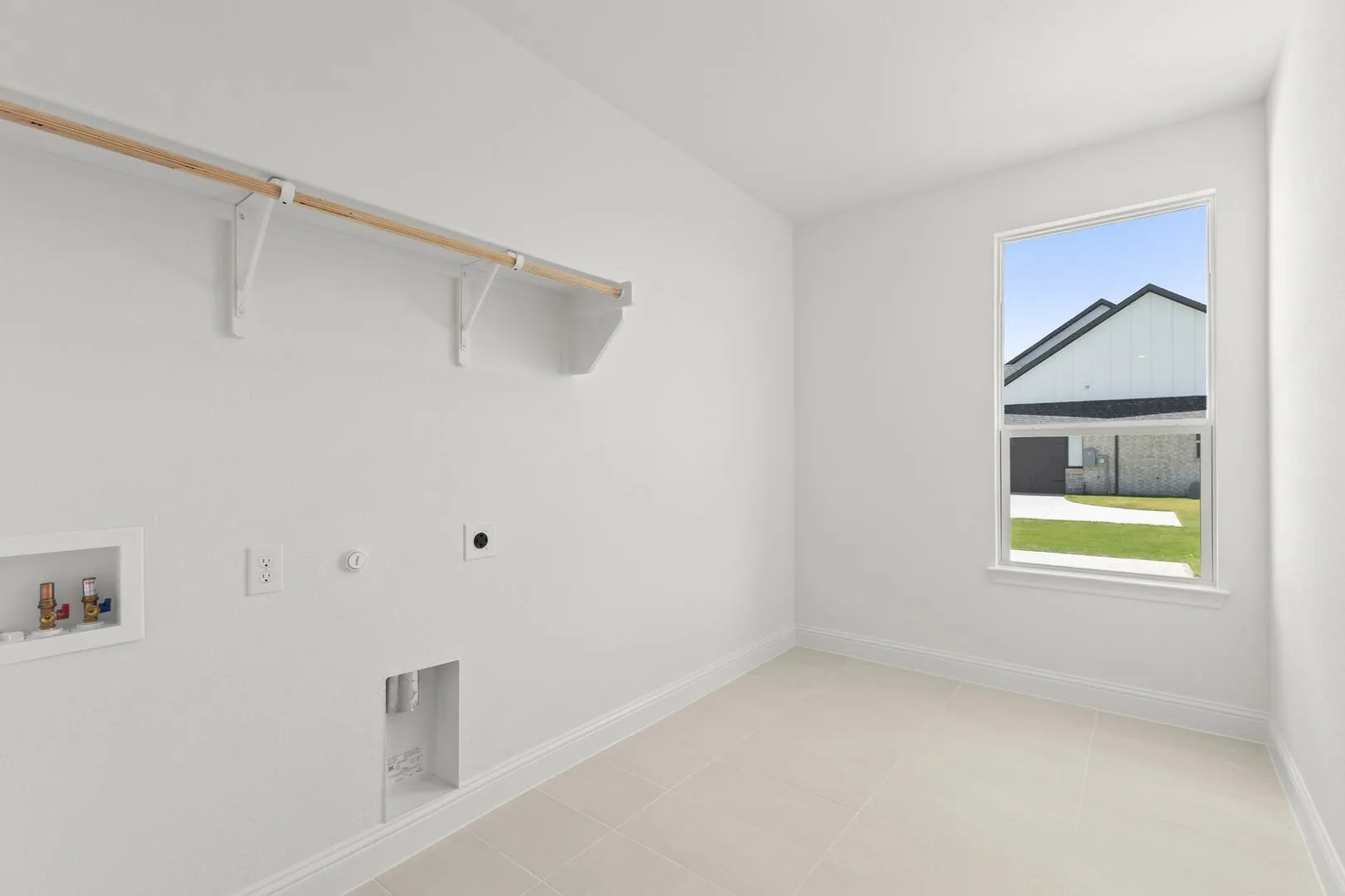DFW-Pecan Acres-Concept 3141-221 Cotopaxi Drive-Utility-Risewell Homes-1