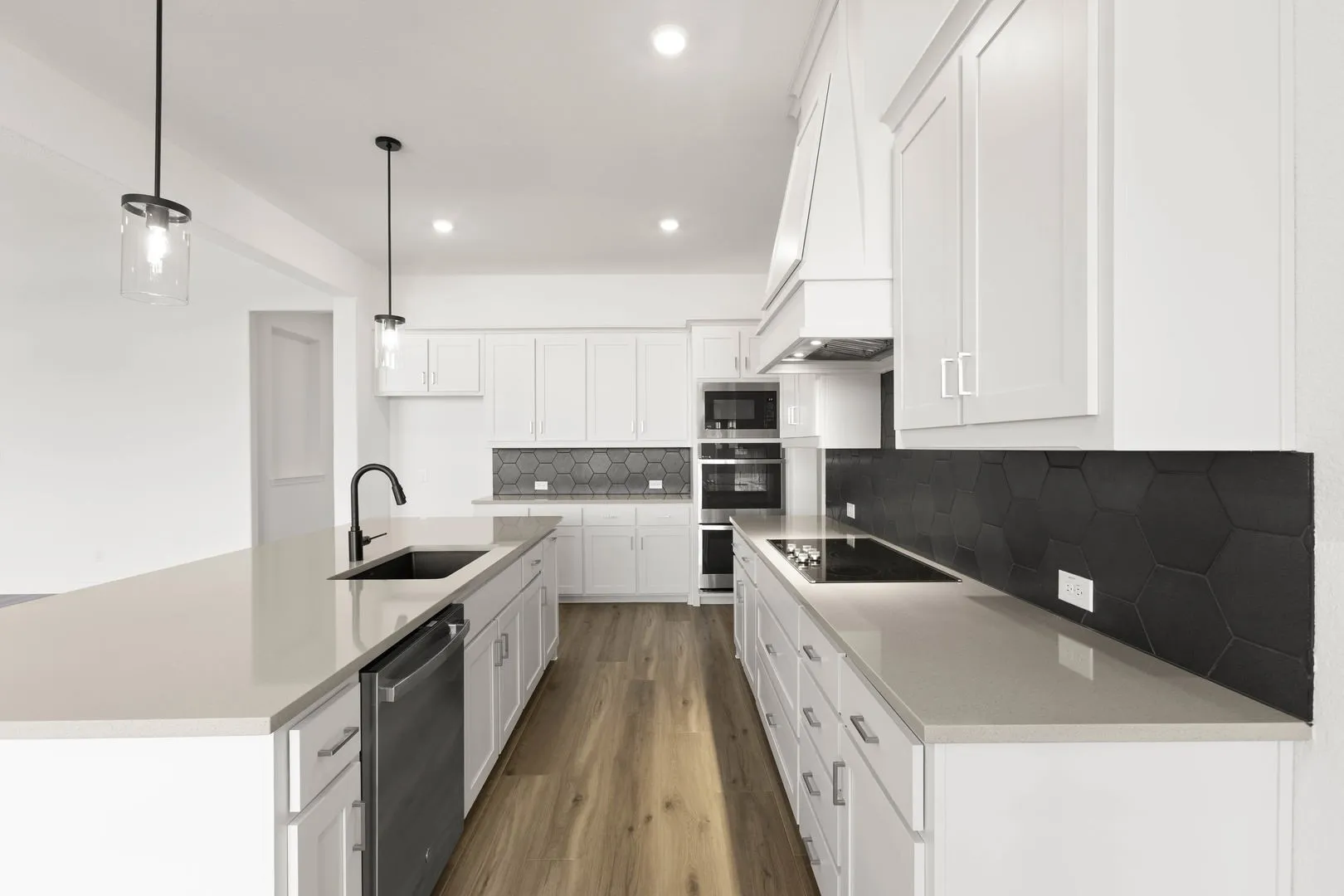 DFW-Pecan Acres-Concept 3141-221 Cotopaxi Drive-Kitchen-Risewell Homes-3