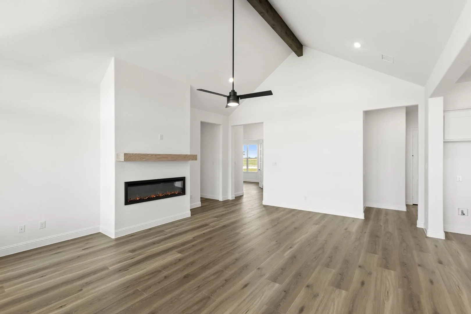 DFW-Pecan Acres-Concept 3141-221 Cotopaxi Drive-Living Room-Risewell Homes-2