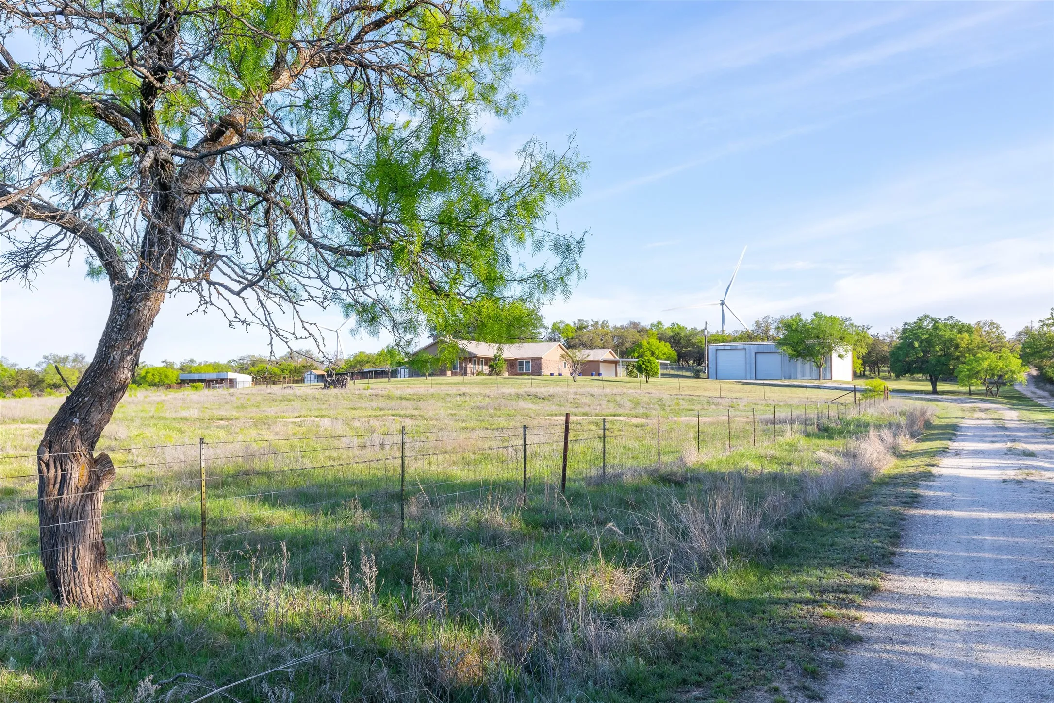 Single Family Residence For Sale in Callahan County , 12831 Fm-880, Cross Plains, Texas 76443, 3 Bedrooms, 2 Bathrooms, 2 Garage spaces, 2,376 Sqft, built in 1998, Preowned, Price $599,900, mls#21217317, Real Estate Agent in Cross Plains, Homes For Sale in Callahan county, Homes For Sale in Cross Plains, Realtor in Cross Plains Texas, Real Estate Brokerage Independent Realty Texas, Luminita Cordes Realtor