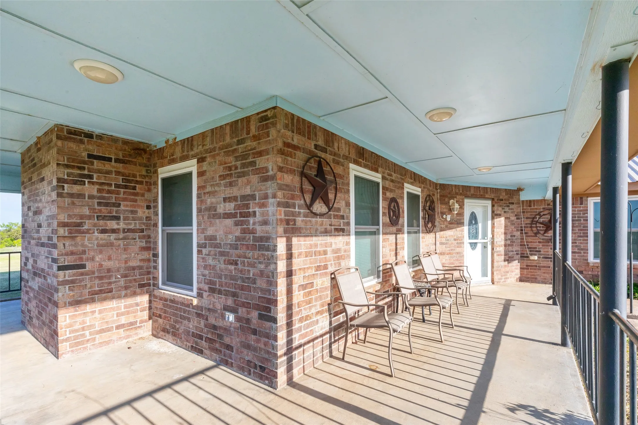 Single Family Residence For Sale in Callahan County , 12831 Fm-880, Cross Plains, Texas 76443, 3 Bedrooms, 2 Bathrooms, 2 Garage spaces, 2,376 Sqft, built in 1998, Preowned, Price $599,900, mls#21217317, Real Estate Agent in Cross Plains, Homes For Sale in Callahan county, Homes For Sale in Cross Plains, Realtor in Cross Plains Texas, Real Estate Brokerage Independent Realty Texas, Luminita Cordes Realtor