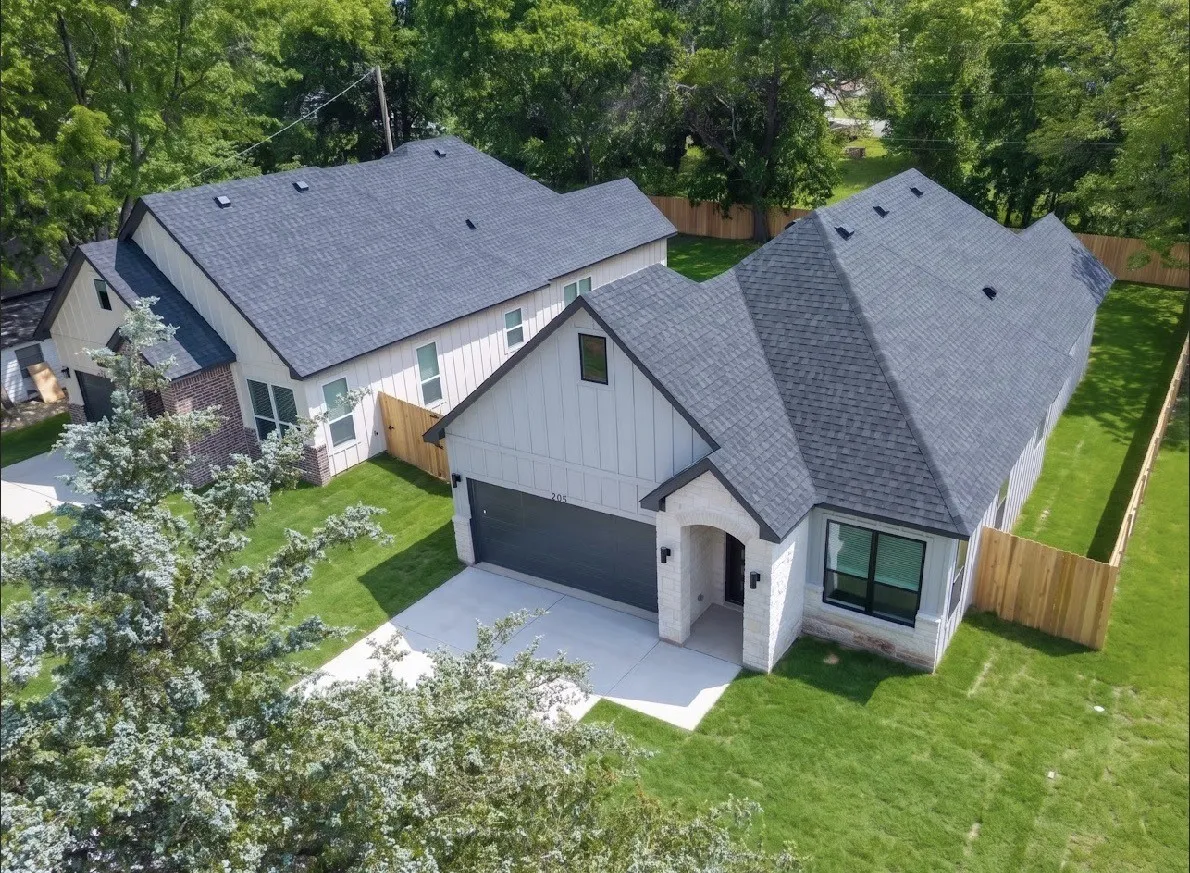 Single Family Residence For Sale in Fannin County , 205 Grayson Street, Leonard, Texas 75452, 3 Bedroom, 2 Bathroom, 1 Garage spaces, 1,411 Sqft, built in 2026, mls#21218126, Real Estate Agent in Leonard, Homes For Sale in Fannin county, Homes For Sale in Leonard, Realtor in Leonard Texas, Real Estate Brokerage Independent Realty Texas, Luminita Cordes Realtor