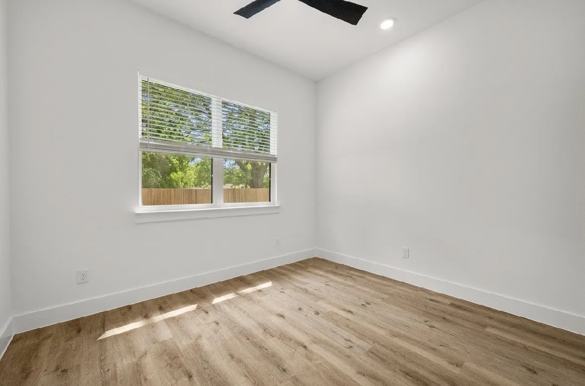 Single Family Residence For Sale in Fannin County , 205 Grayson Street, Leonard, Texas 75452, 3 Bedroom, 2 Bathroom, 1 Garage spaces, 1,411 Sqft, built in 2026, mls#21218126, Real Estate Agent in Leonard, Homes For Sale in Fannin county, Homes For Sale in Leonard, Realtor in Leonard Texas, Real Estate Brokerage Independent Realty Texas, Luminita Cordes Realtor