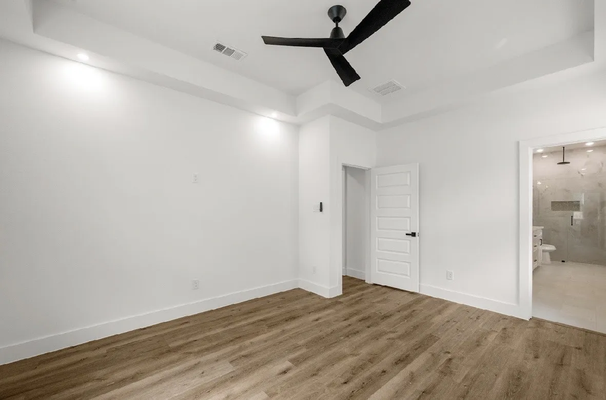 Single Family Residence For Sale in Fannin County , 205 Grayson Street, Leonard, Texas 75452, 3 Bedroom, 2 Bathroom, 1 Garage spaces, 1,411 Sqft, built in 2026, mls#21218126, Real Estate Agent in Leonard, Homes For Sale in Fannin county, Homes For Sale in Leonard, Realtor in Leonard Texas, Real Estate Brokerage Independent Realty Texas, Luminita Cordes Realtor