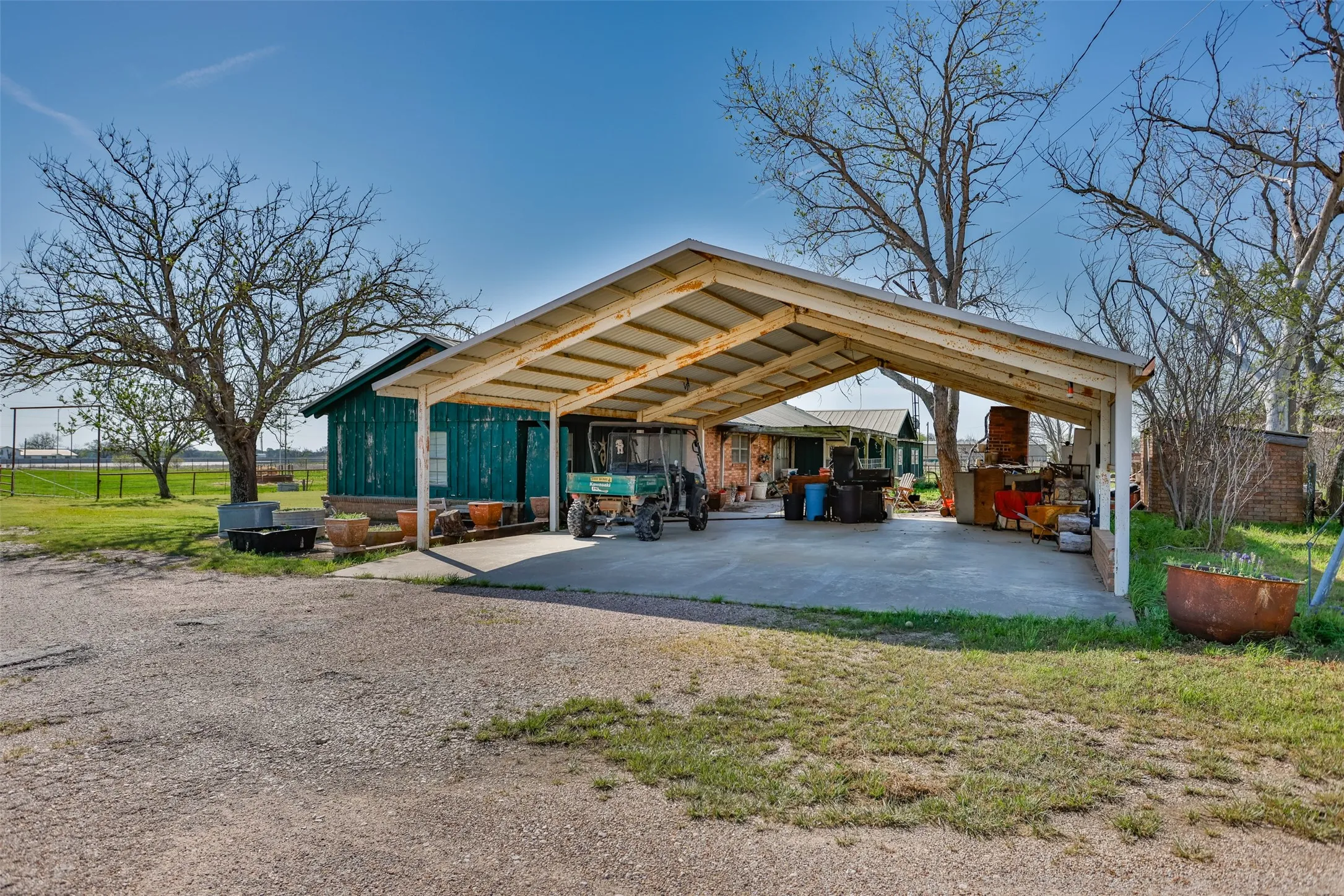 Unimproved Land For Sale in Cooke County , 3511 S Interstate 35, Gainesville, Texas 76240, 0, 0, Garage spaces, 0 Sqft, built in 1970, Preowned, Price $1,999,900, mls#21216851, Real Estate Agent in Gainesville, Homes For Sale in Cooke county, Homes For Sale in Gainesville, Realtor in Gainesville Texas, Real Estate Brokerage Independent Realty Texas, Luminita Cordes Realtor