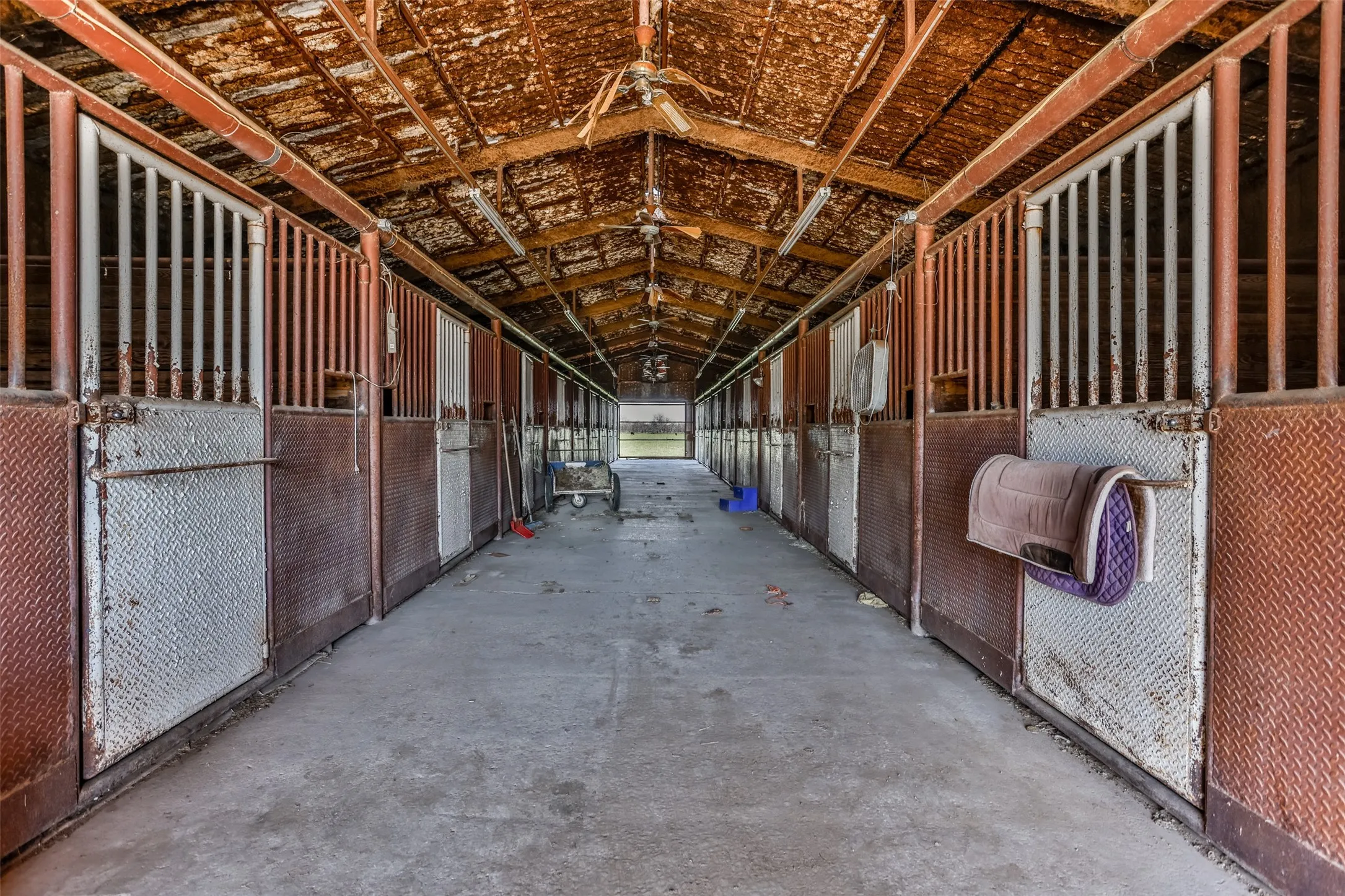 Unimproved Land For Sale in Cooke County , 3511 S Interstate 35, Gainesville, Texas 76240, 0, 0, Garage spaces, 0 Sqft, built in 1970, Preowned, Price $1,999,900, mls#21216851, Real Estate Agent in Gainesville, Homes For Sale in Cooke county, Homes For Sale in Gainesville, Realtor in Gainesville Texas, Real Estate Brokerage Independent Realty Texas, Luminita Cordes Realtor