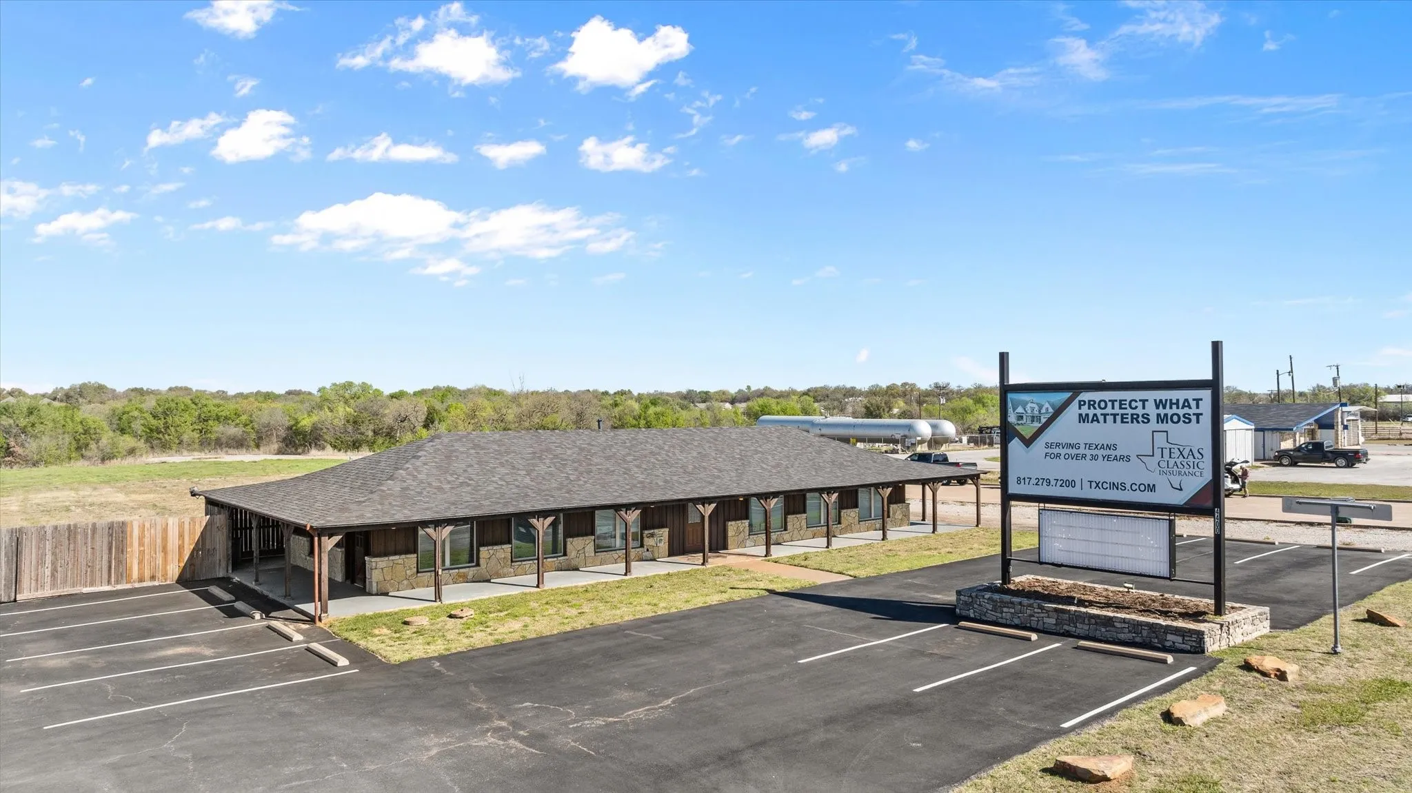 Industrial For Sale in Hood County , 4400 E Highway 377, Granbury, Texas 76049, 0, 0, Garage spaces, 0 Sqft, built in 1975, Preowned, mls#21217593, Real Estate Agent in Granbury, Homes For Sale in Hood county, Homes For Sale in Granbury, Realtor in Granbury Texas, Real Estate Brokerage Independent Realty Texas, Luminita Cordes Realtor