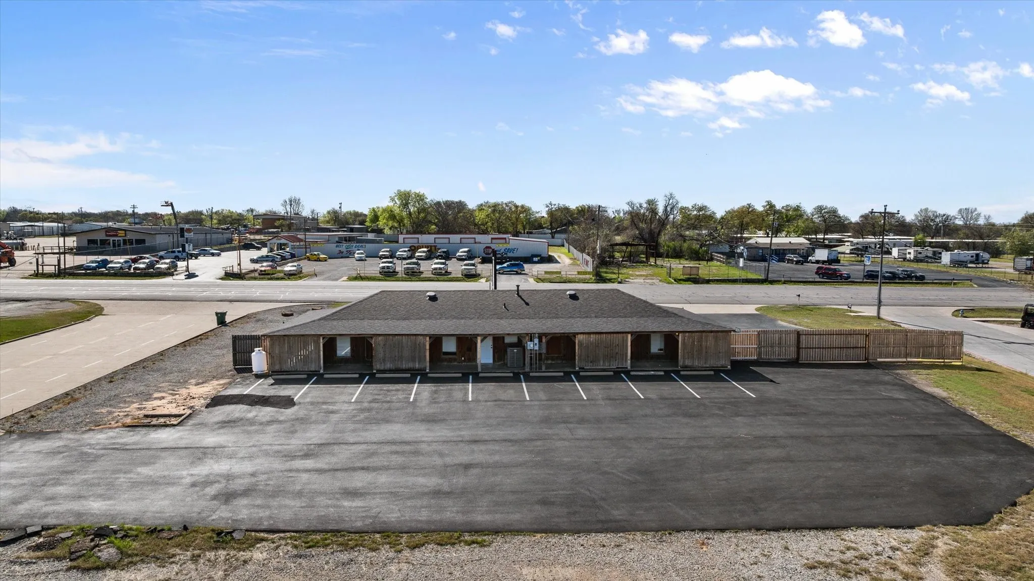 Industrial For Sale in Hood County , 4400 E Highway 377, Granbury, Texas 76049, 0, 0, Garage spaces, 0 Sqft, built in 1975, Preowned, mls#21217593, Real Estate Agent in Granbury, Homes For Sale in Hood county, Homes For Sale in Granbury, Realtor in Granbury Texas, Real Estate Brokerage Independent Realty Texas, Luminita Cordes Realtor