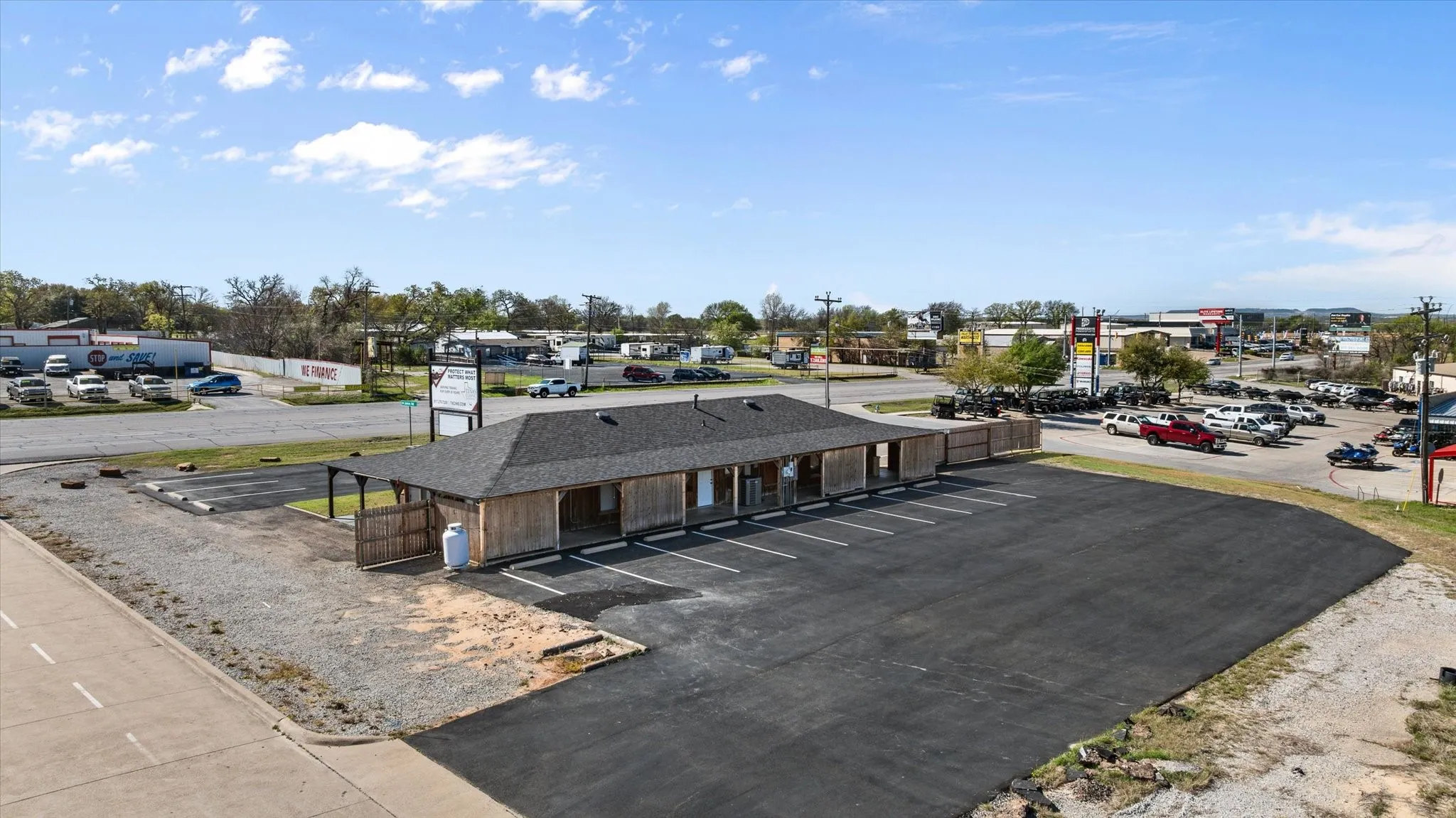 Industrial For Sale in Hood County , 4400 E Highway 377, Granbury, Texas 76049, 0, 0, Garage spaces, 0 Sqft, built in 1975, Preowned, mls#21217593, Real Estate Agent in Granbury, Homes For Sale in Hood county, Homes For Sale in Granbury, Realtor in Granbury Texas, Real Estate Brokerage Independent Realty Texas, Luminita Cordes Realtor
